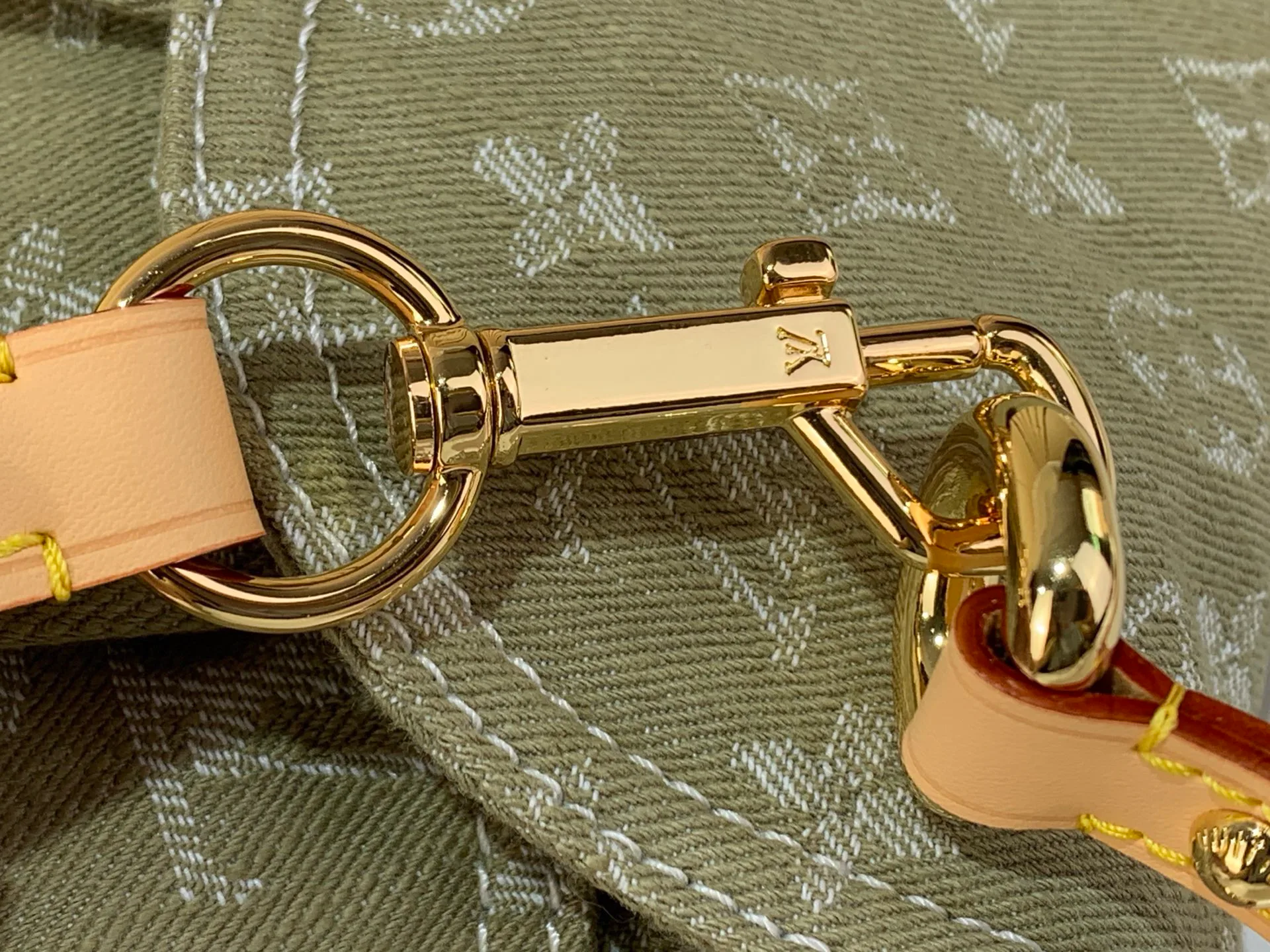 Сумки На Ремне Женские Louis Vuitton 11670300