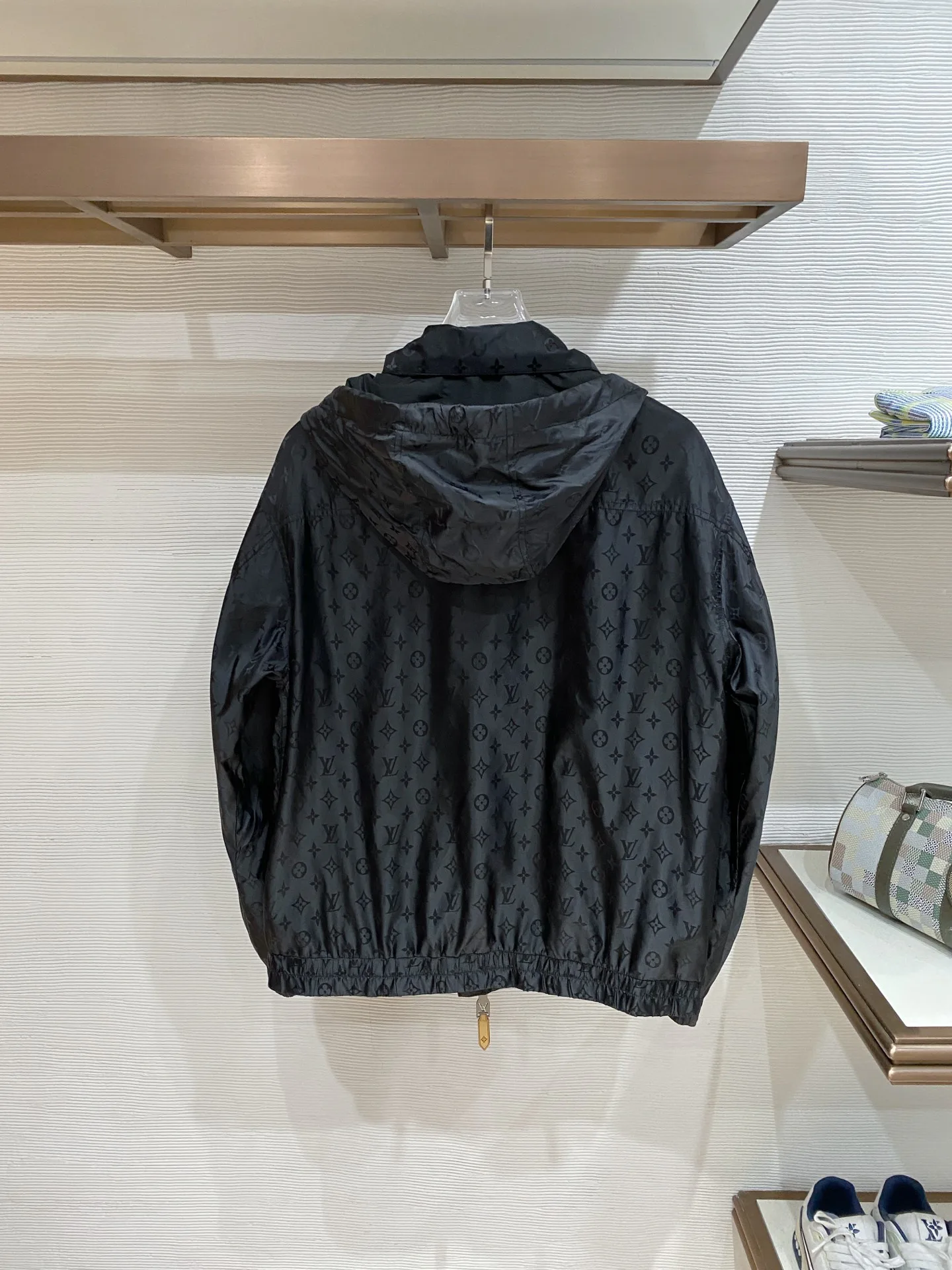 Куртки И Пуховики Мужские Louis Vuitton 12713501