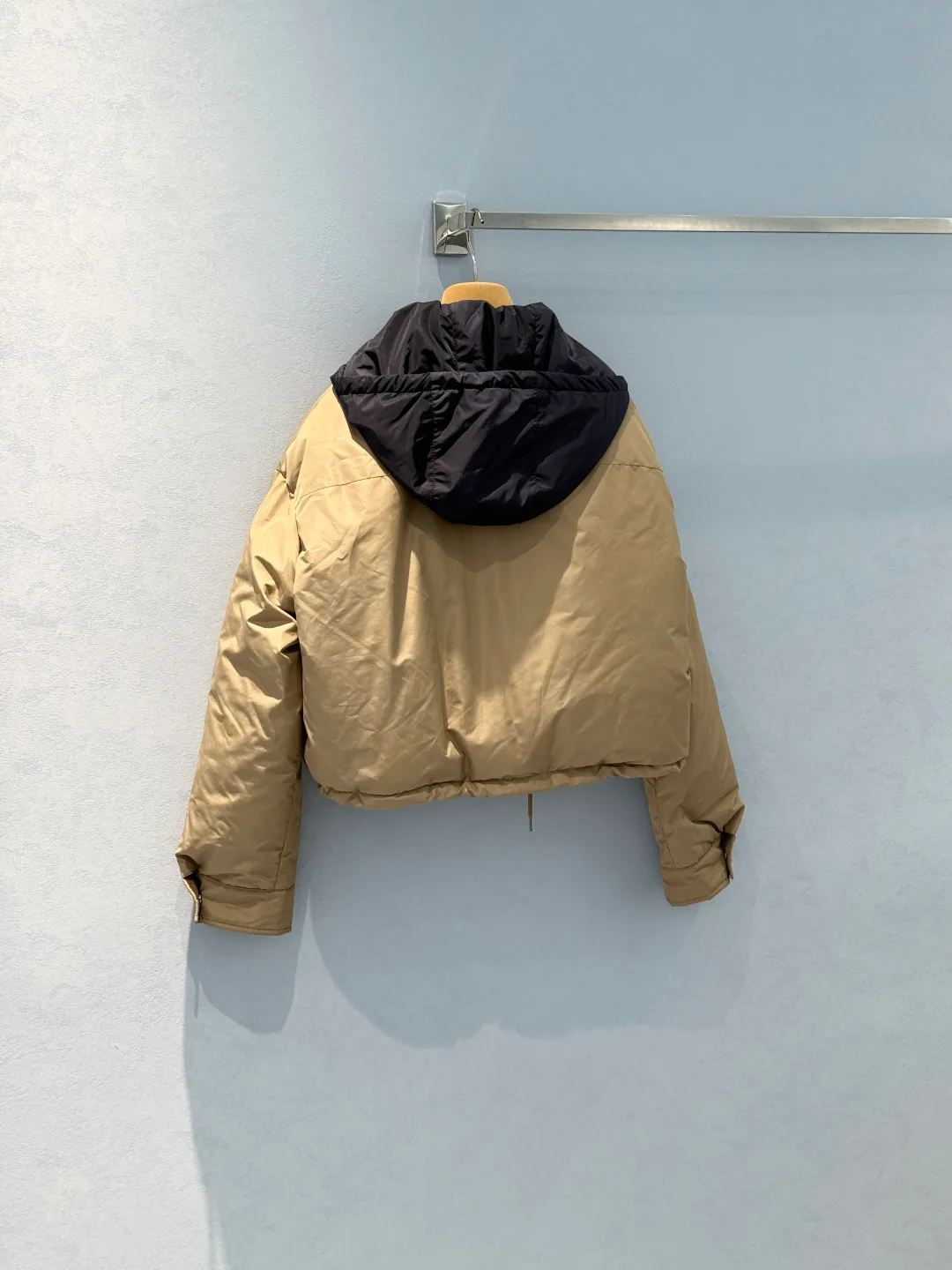 Куртки И Пуховики Женские Miu Miu 18826626