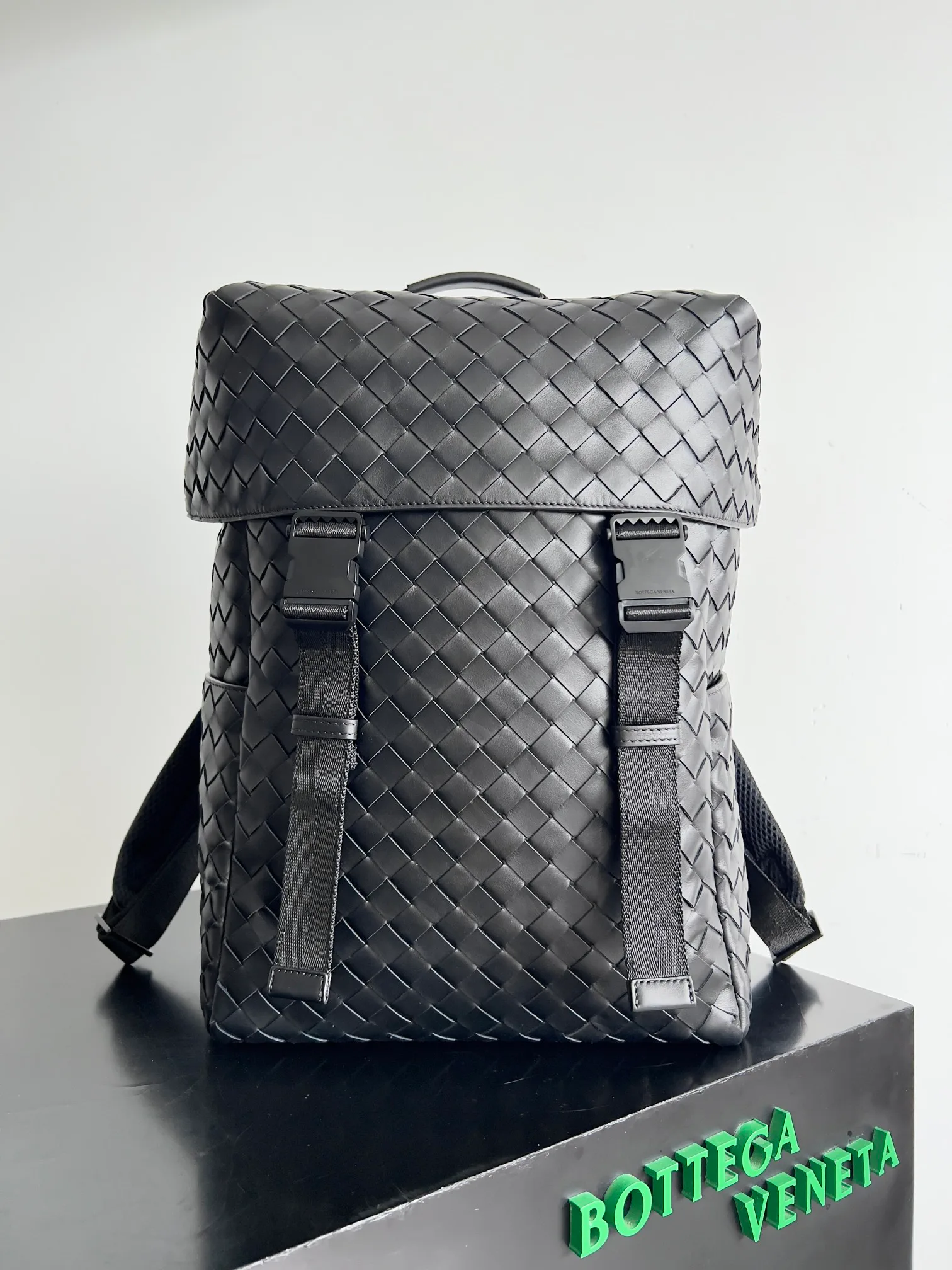 Рюкзаки Мужские Bottega Veneta 14760157