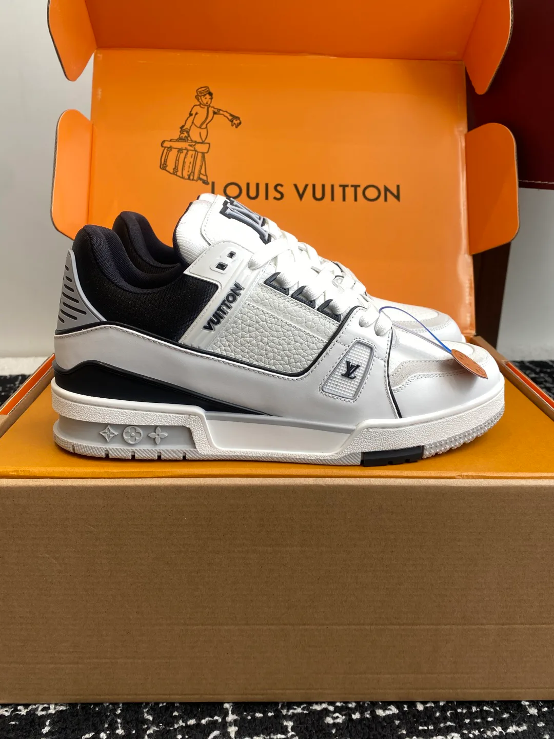 Кроссовки Женские Louis Vuitton 5790818