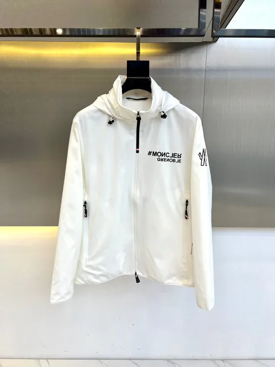 Куртки Женские Moncler Куртки Женские Moncler