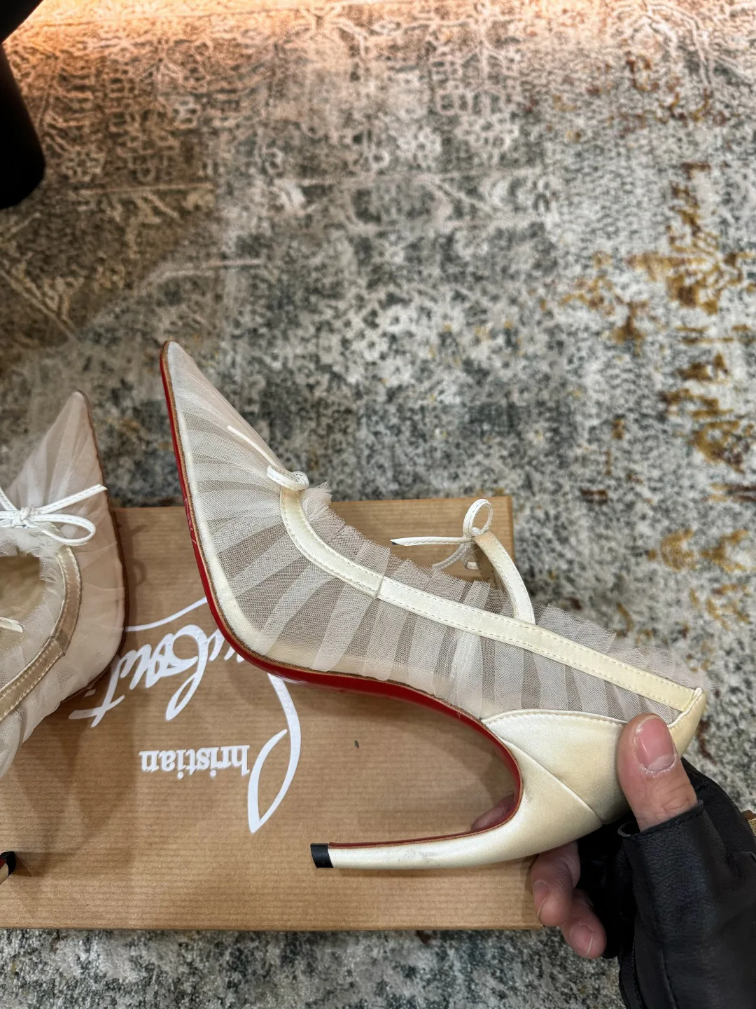 Туфли Женские Christian Louboutin 17524668