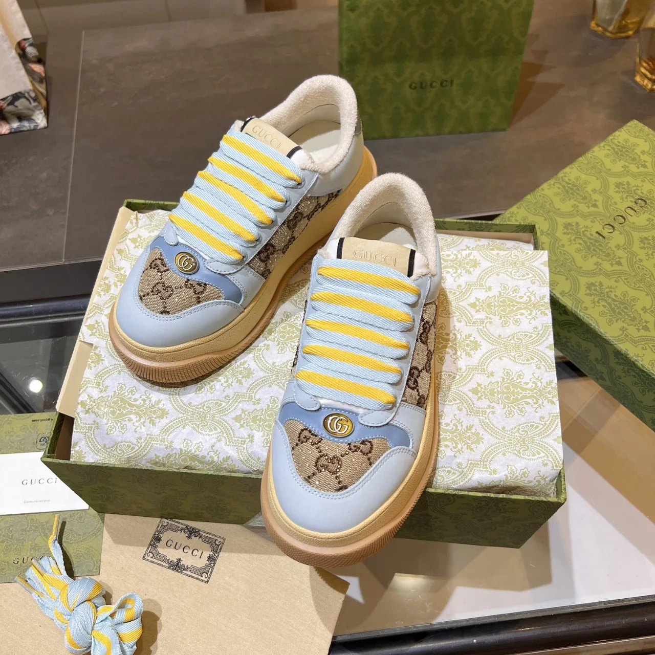 Кроссовки Женские Gucci 17955443