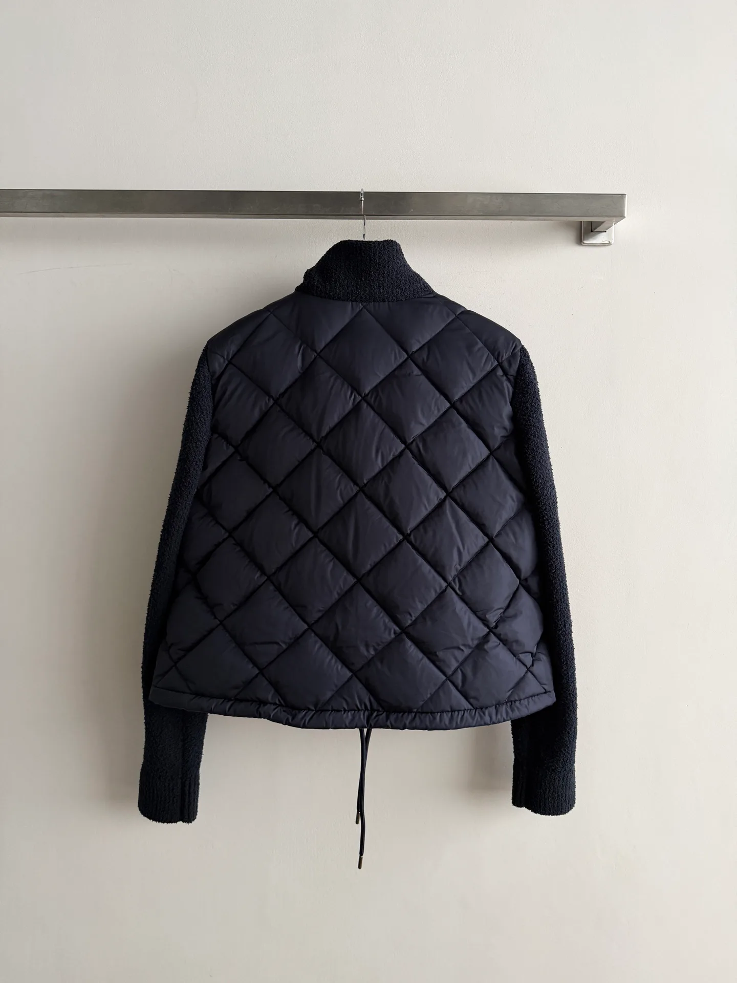 Куртки И Пуховики Женские Moncler 18325816