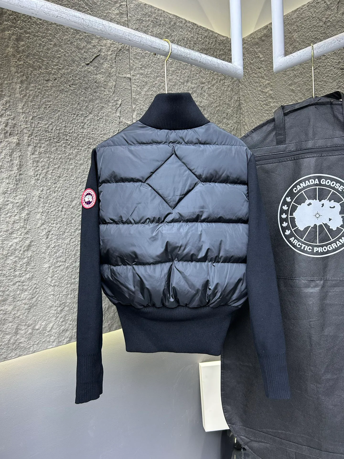 Куртки И Пуховики Женские Canada Goose 18562690
