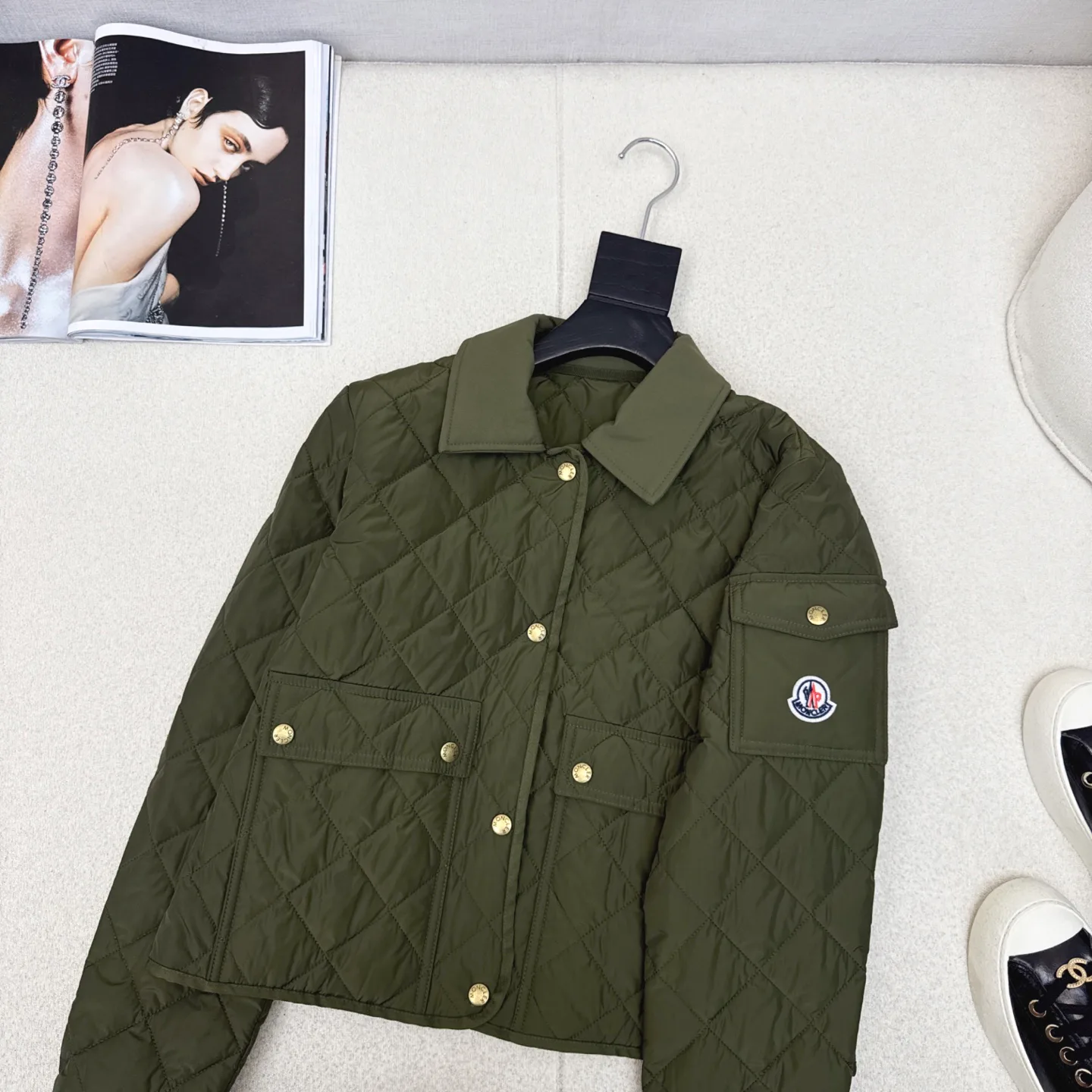 Куртки И Пуховики Женские Moncler 818850