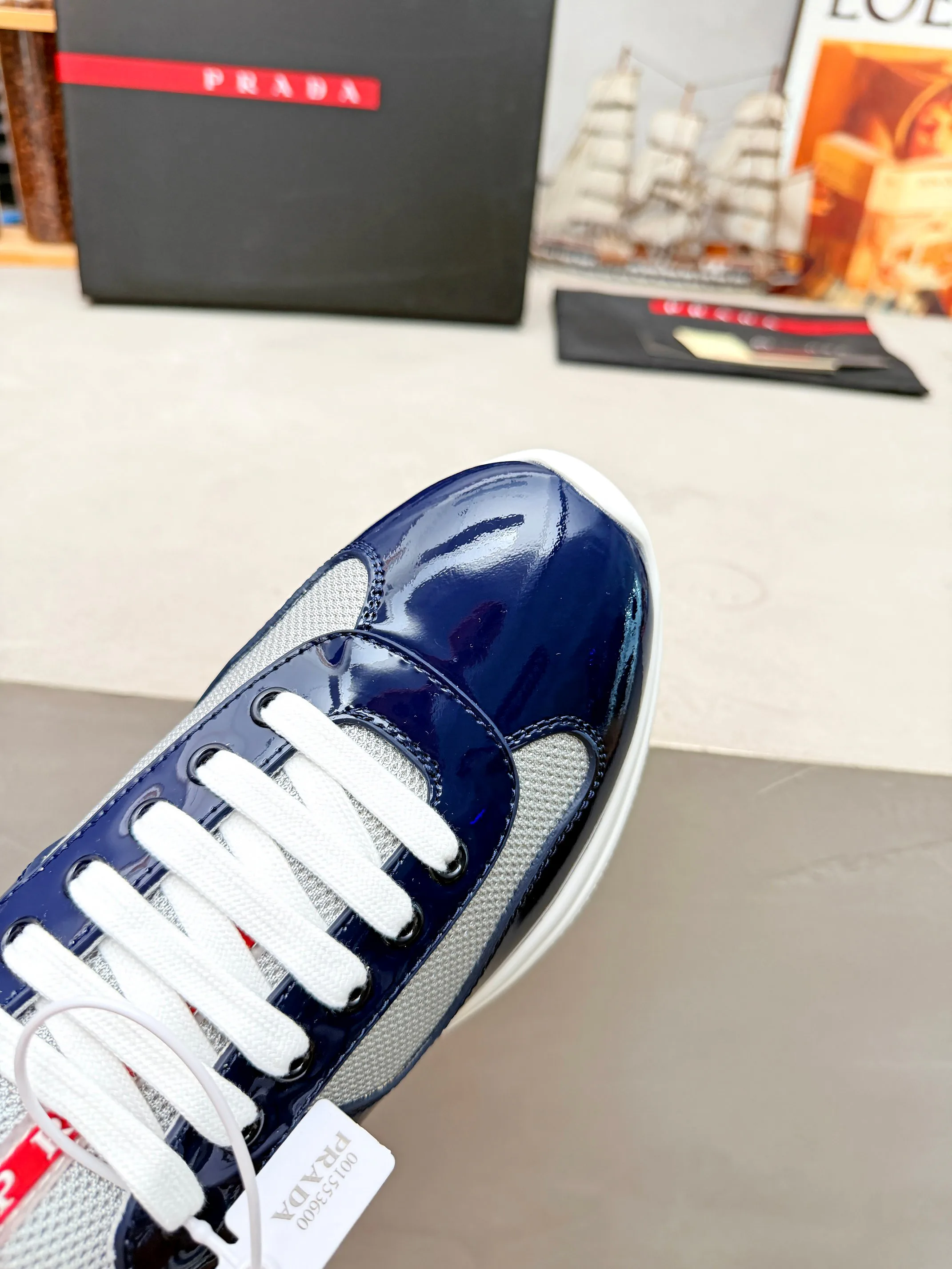 Кроссовки Женские Prada 17704076
