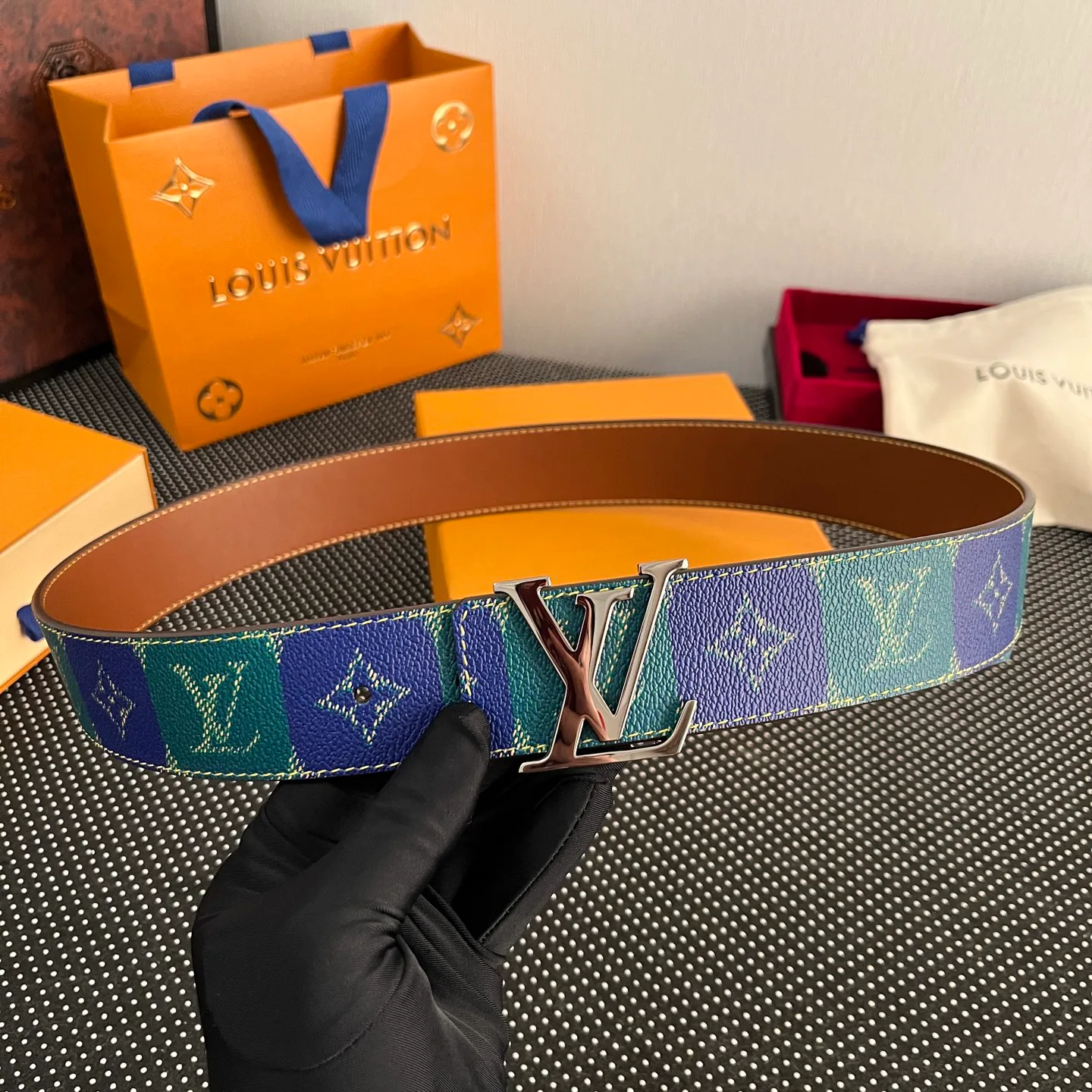 Ремни Louis Vuitton 124149