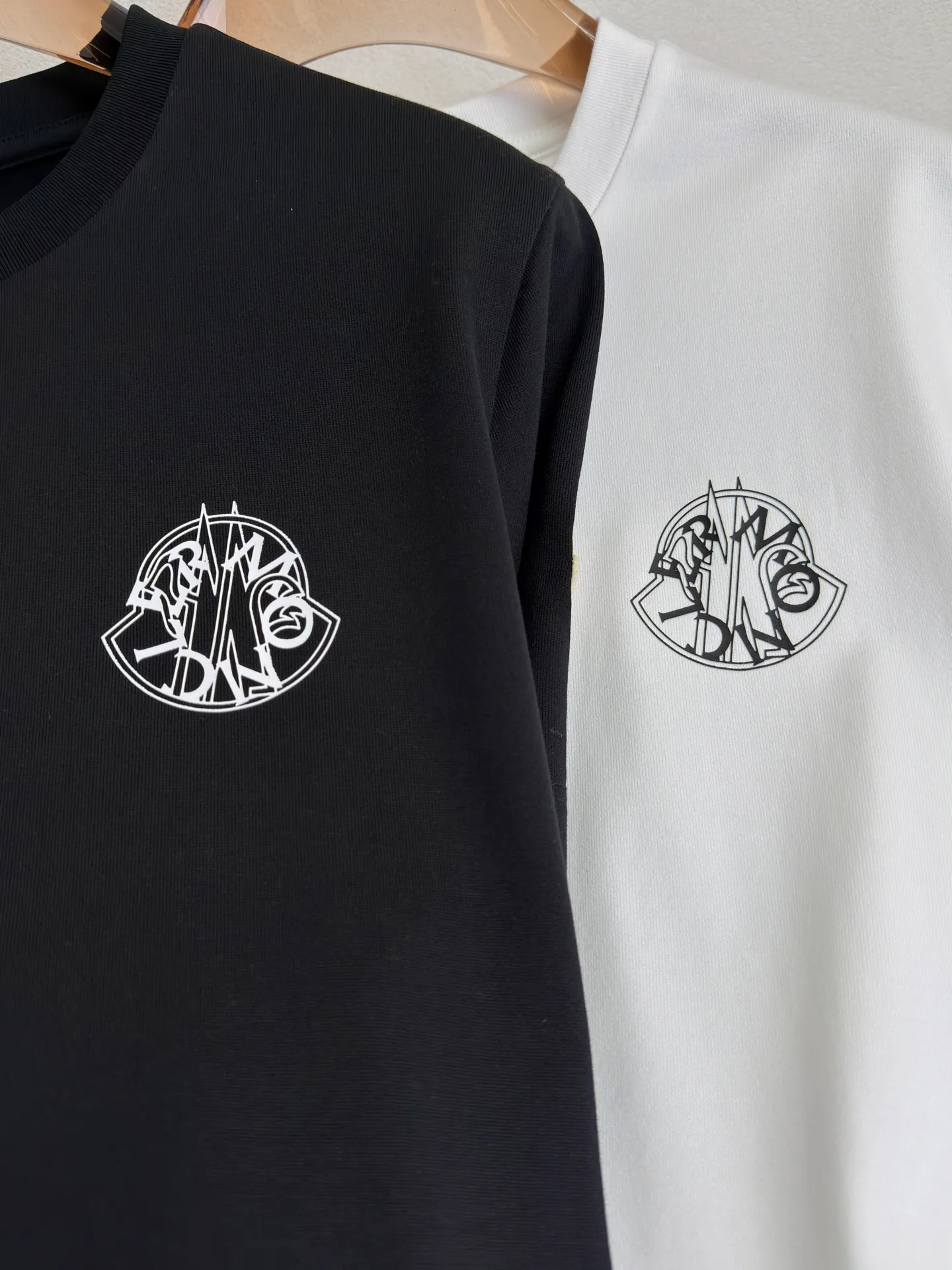 Футболки Мужские Moncler 10629563