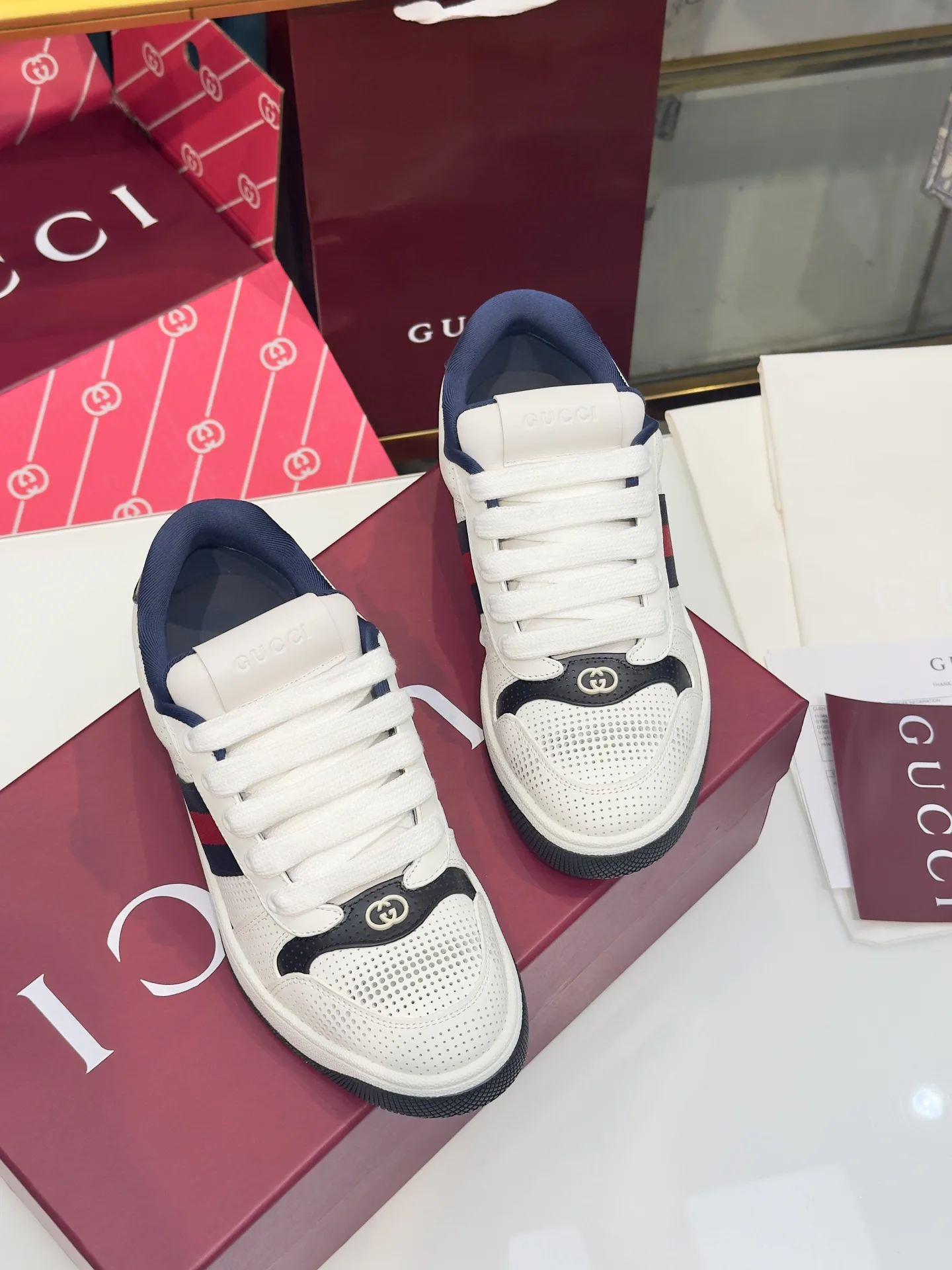 Кроссовки Женские Gucci 17946876