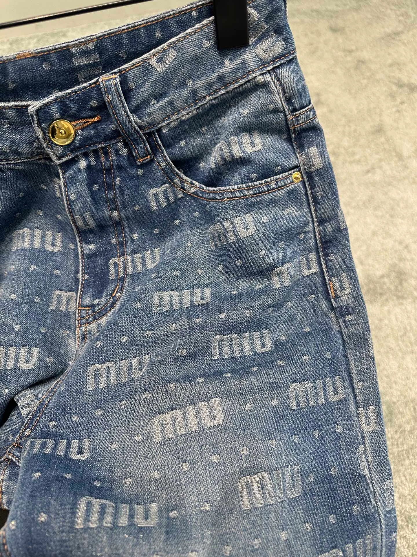 Джинсы Женские Miu Miu 11155632