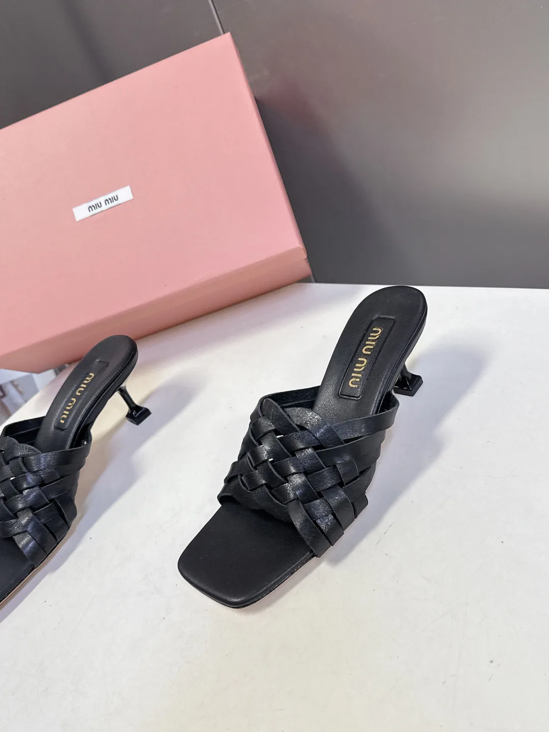 Босоножки Женские Miu Miu 1895105