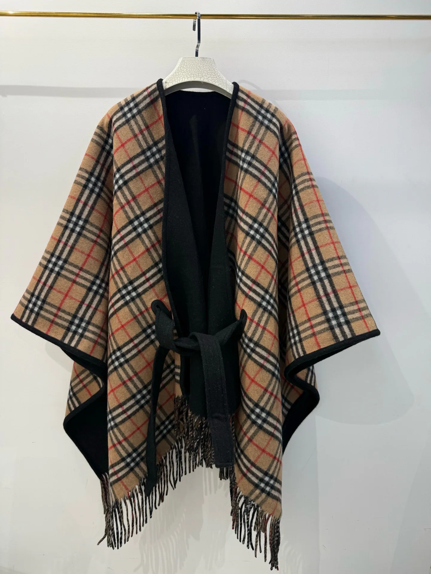 Пальто Женские Burberry 18319994