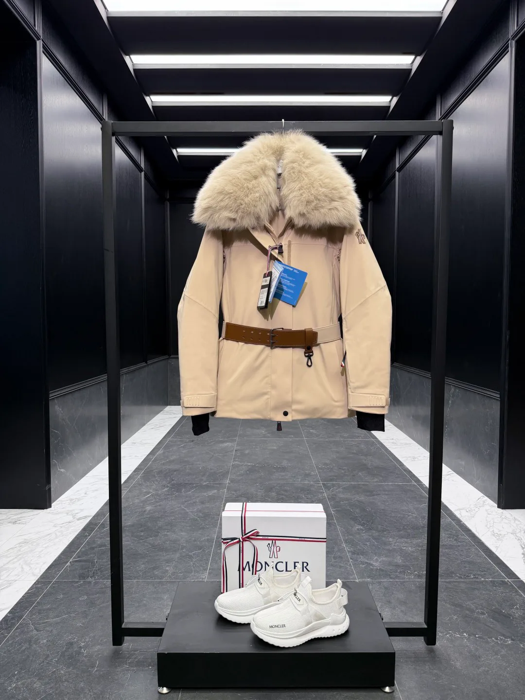 Куртки И Пуховики Женские Moncler 795222
