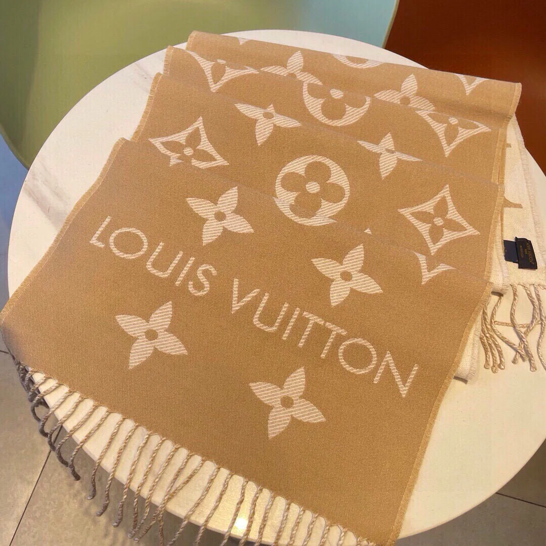 Шарфы Louis Vuitton 824081