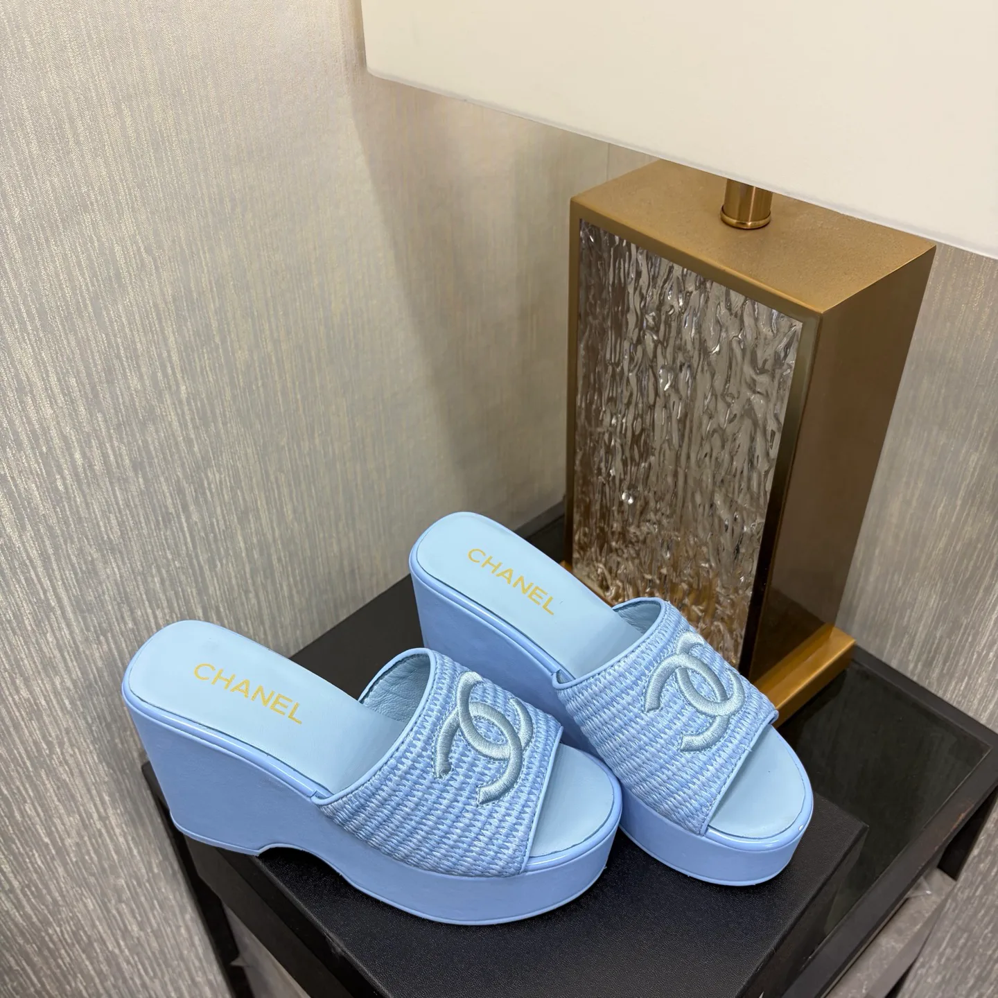 Босоножки Женские Chanel 11627877