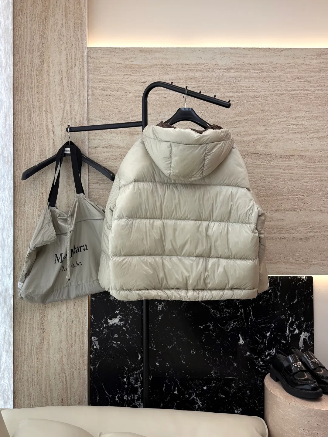 Куртки И Пуховики Женские Max Mara 18983595