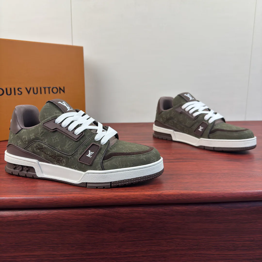Кроссовки Мужские Louis Vuitton 18861640