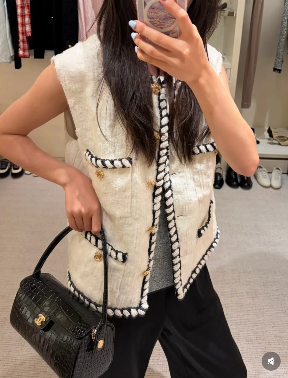 Жилеты Женские Chanel 18536965