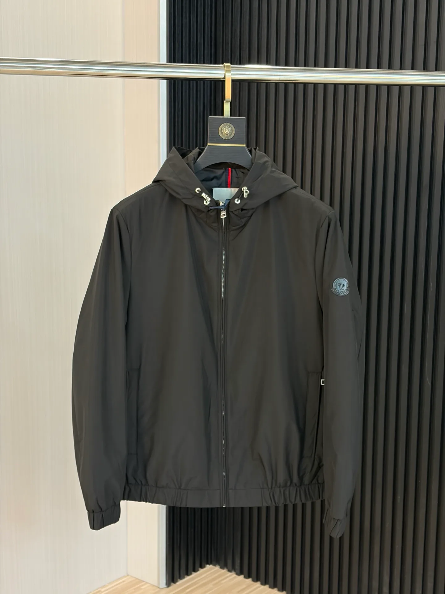 Куртки И Пуховики Мужские Moncler 18199456