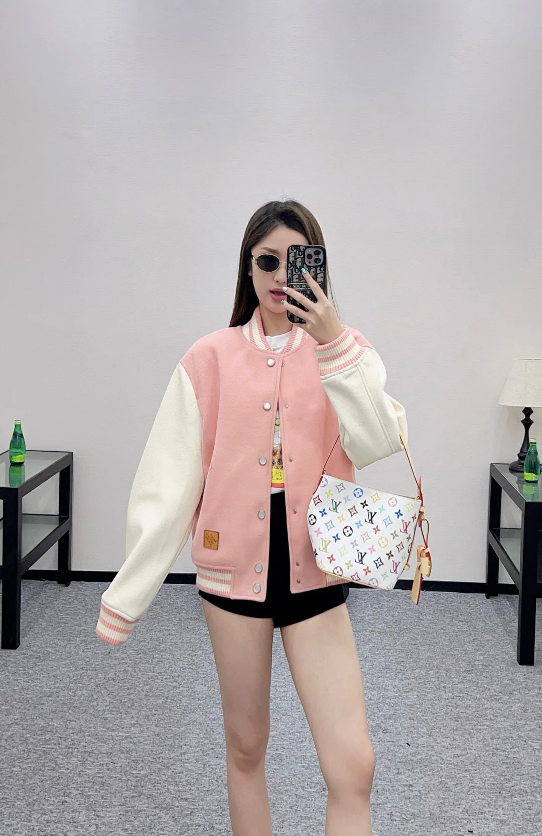 Куртки И Пуховики Женские Louis Vuitton 797101