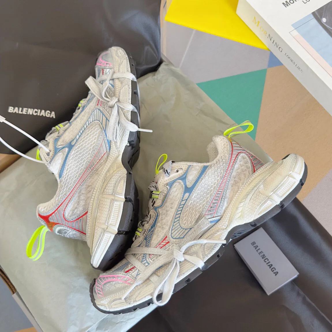 Кроссовки Женские Balenciaga 4439942
