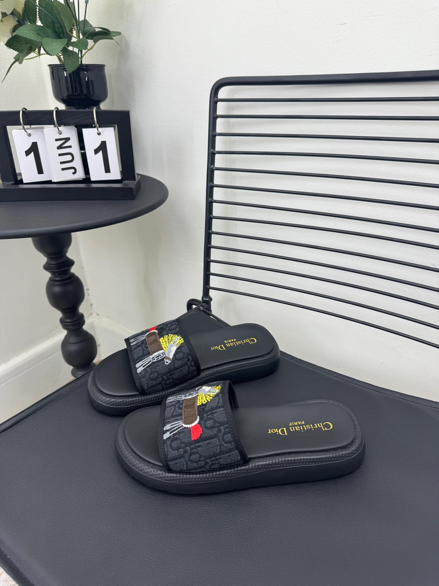 Шлепанцы Женские Christian Dior 11674063