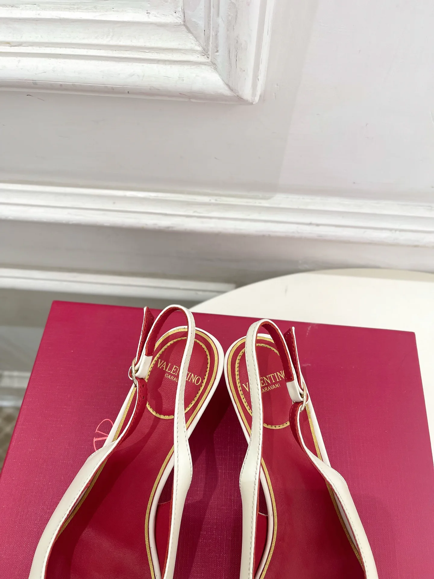 Босоножки Женские Valentino 17482671