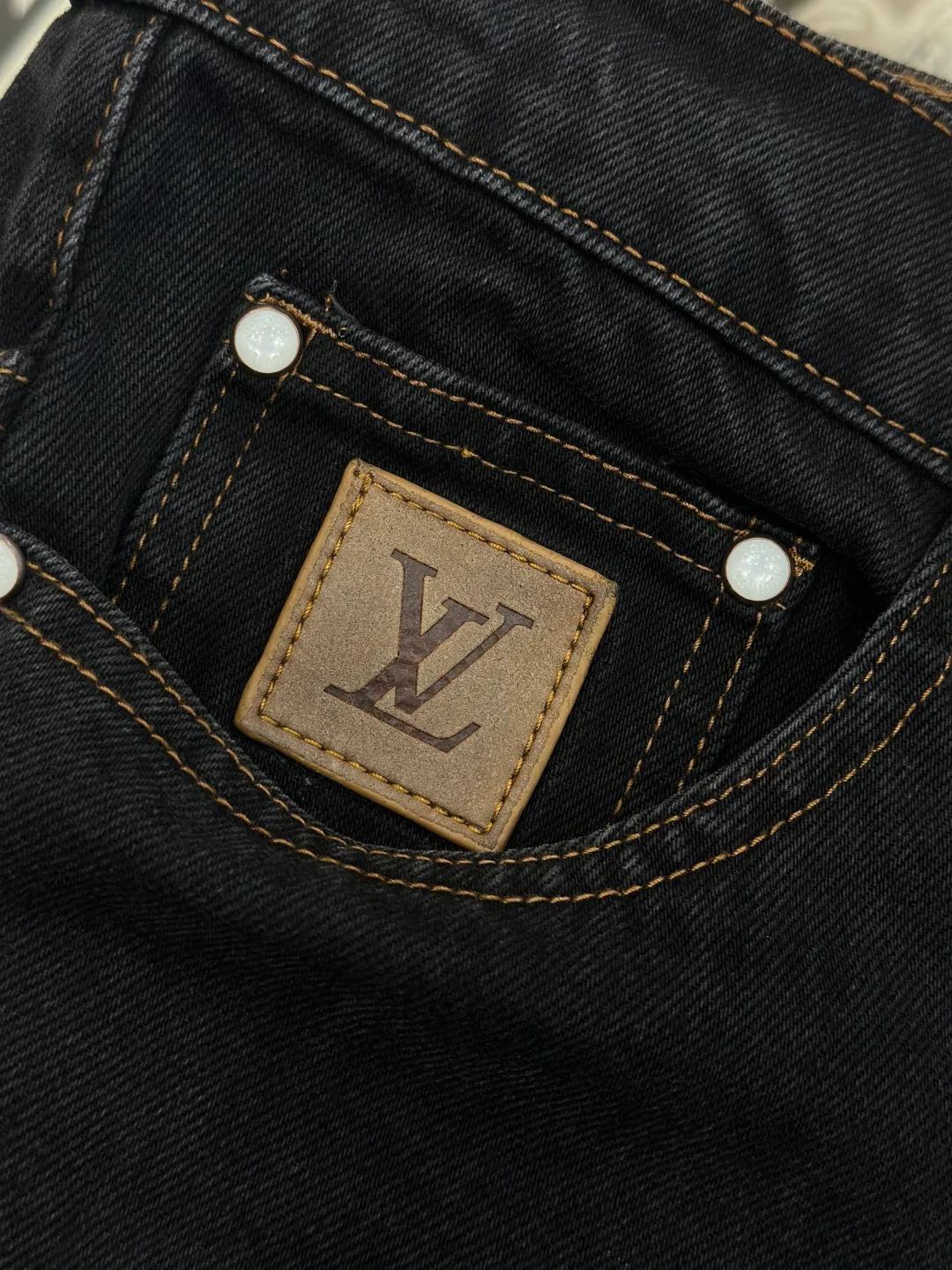 Джинсы Мужские Louis Vuitton 18359686