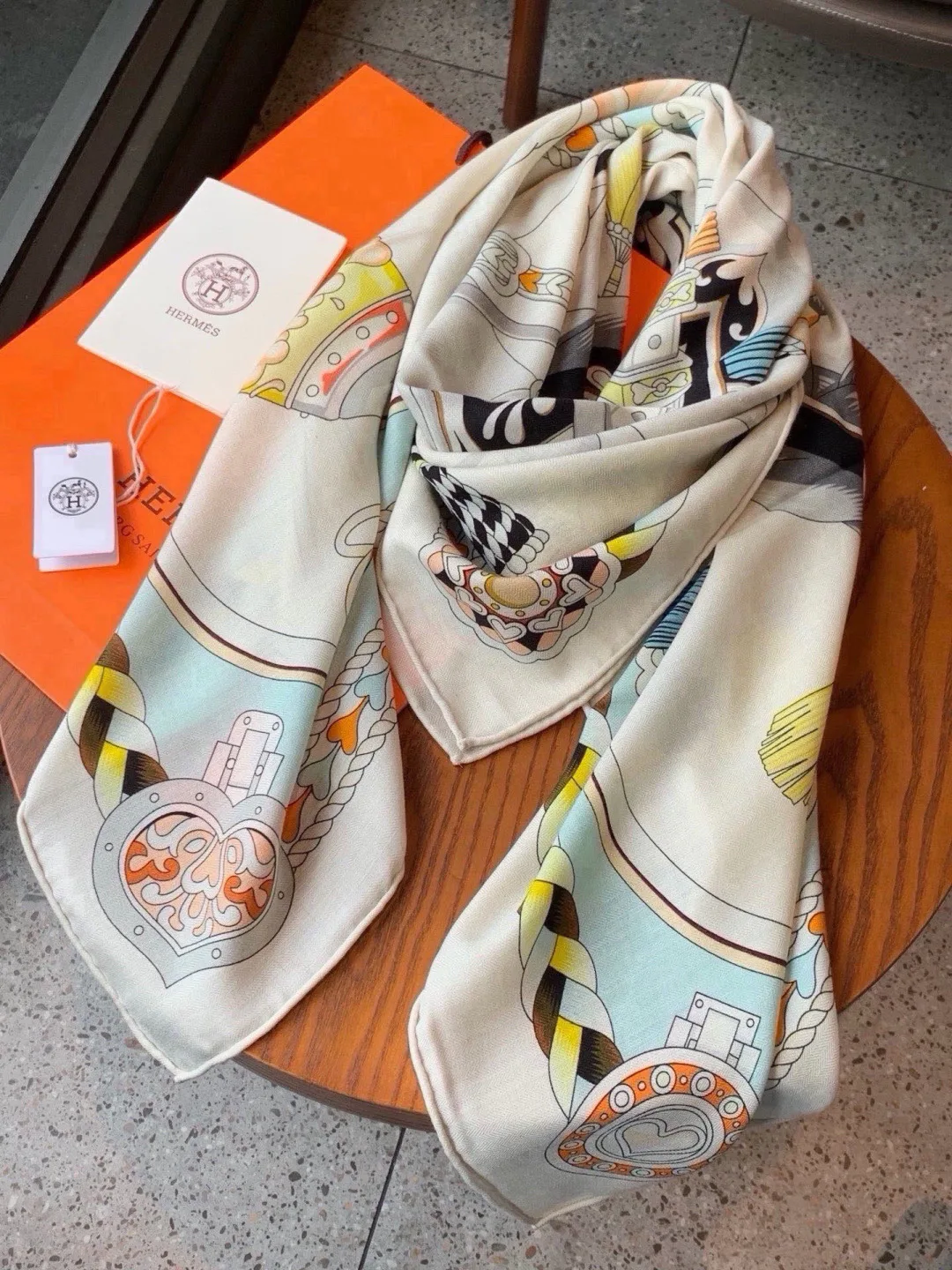 Платки Hermes 18222554