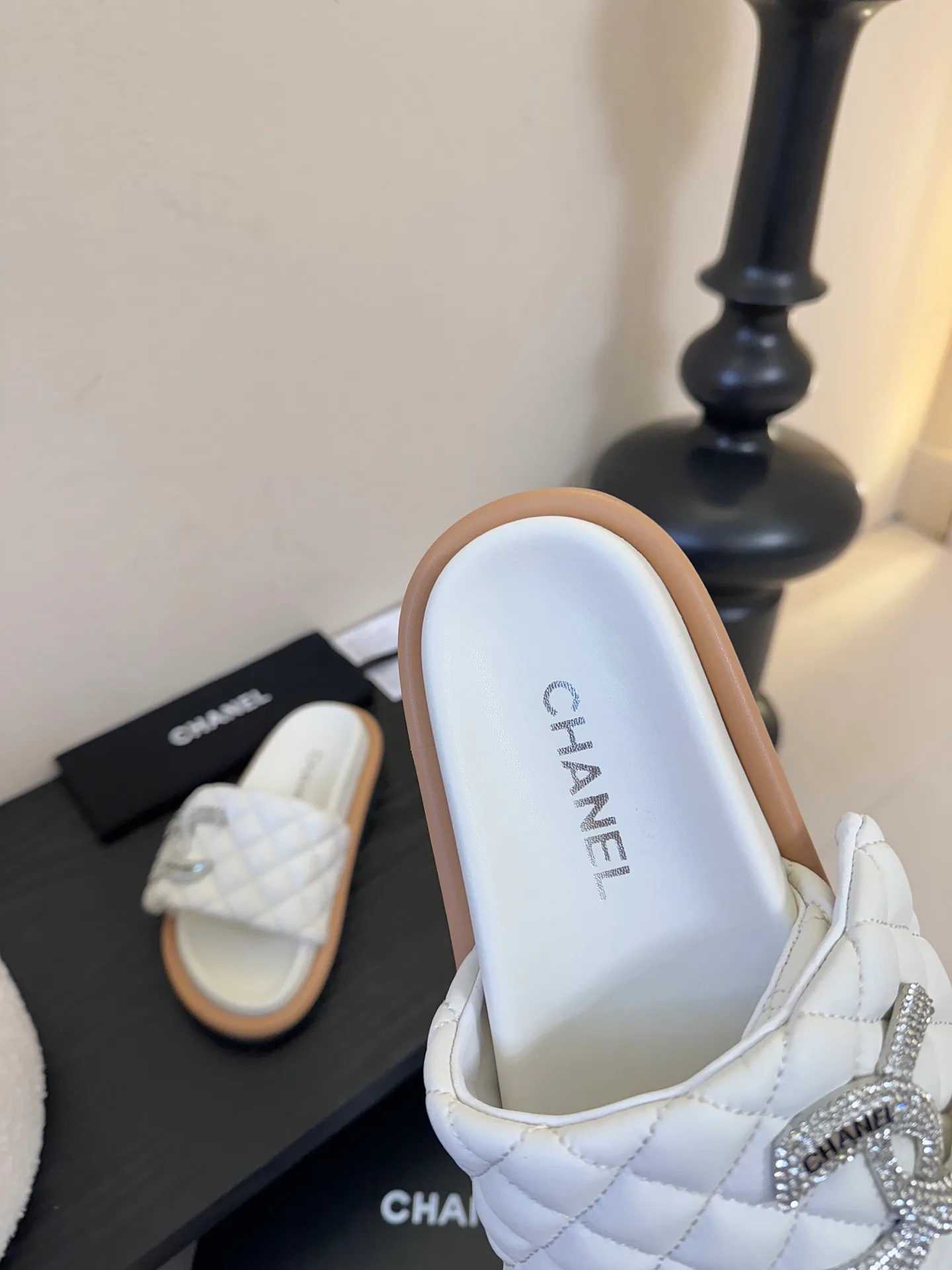 Шлепанцы Женские Chanel 1590884