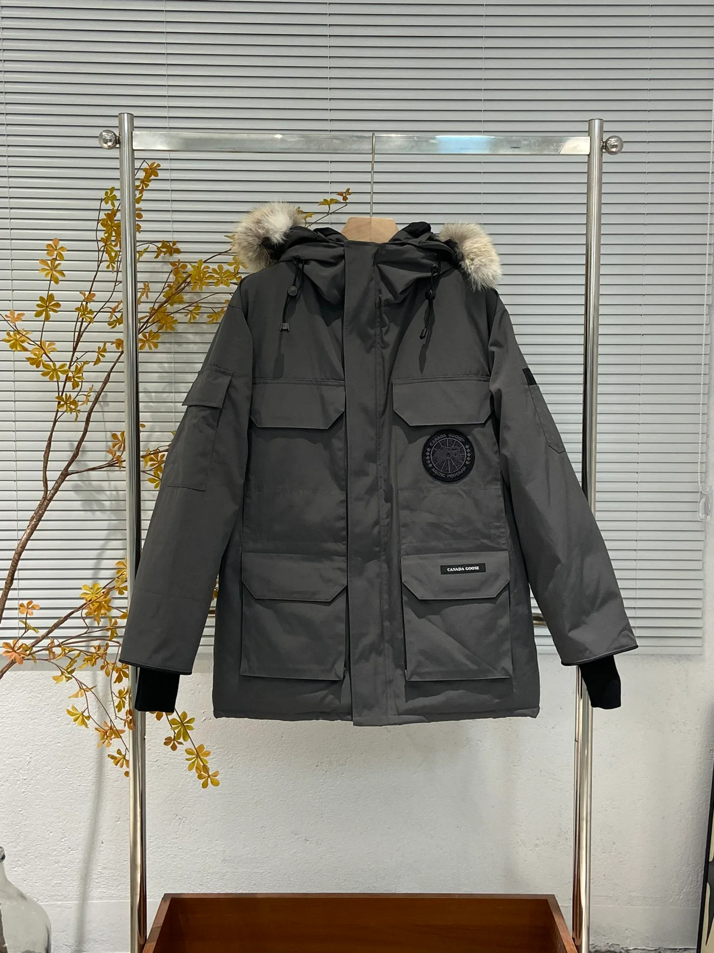 Куртки И Пуховики Женские Canada Goose 1845676