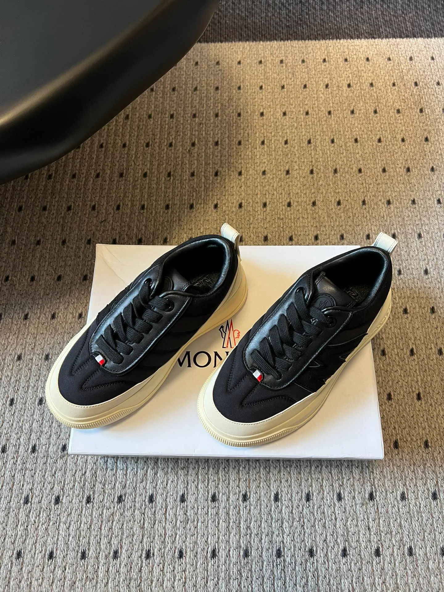Кроссовки Женские Moncler 4404936