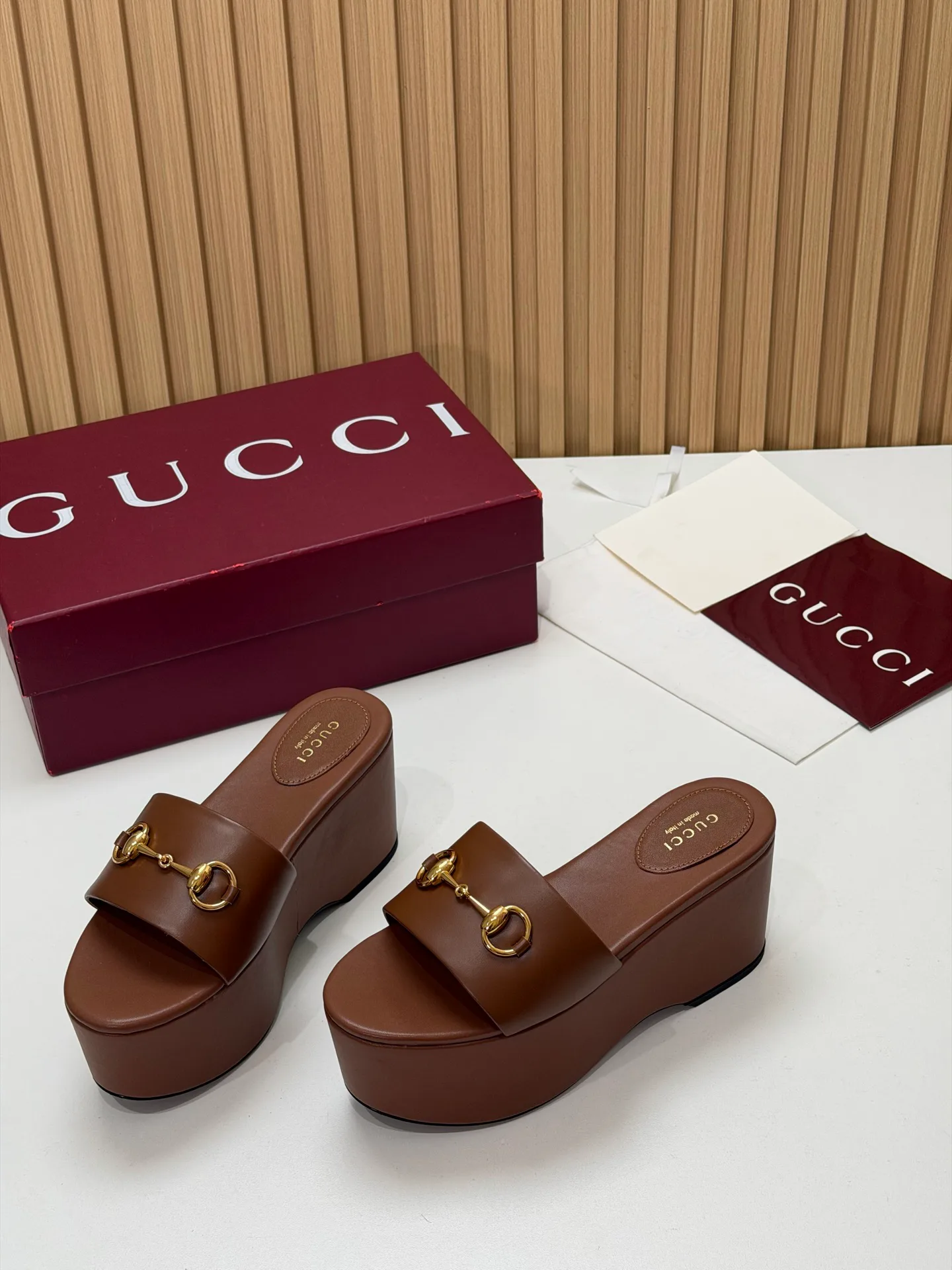 Босоножки Женские Gucci 17631679