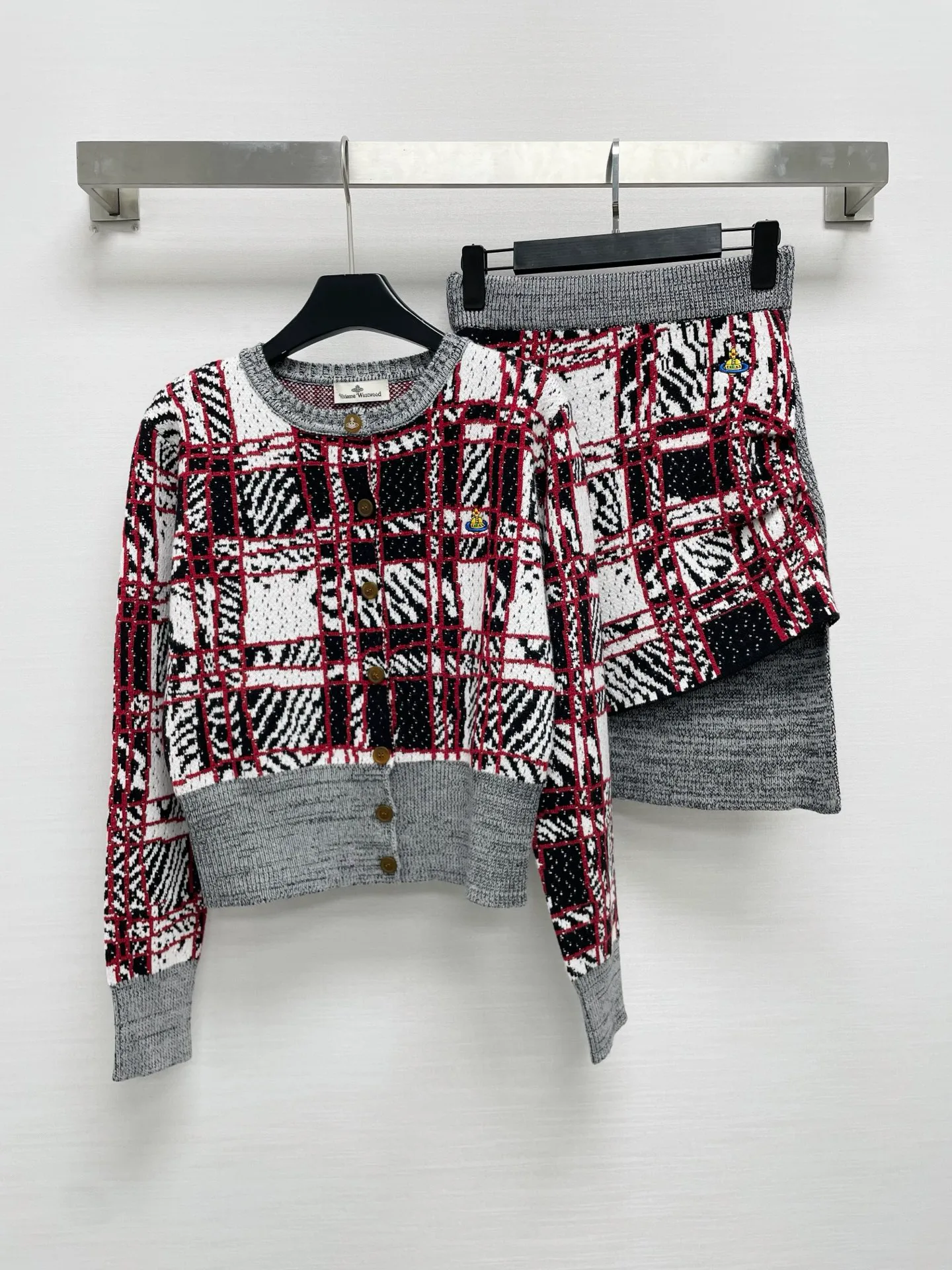 Джемперы И Свитеры Женские Vivienne Westwood 17904487
