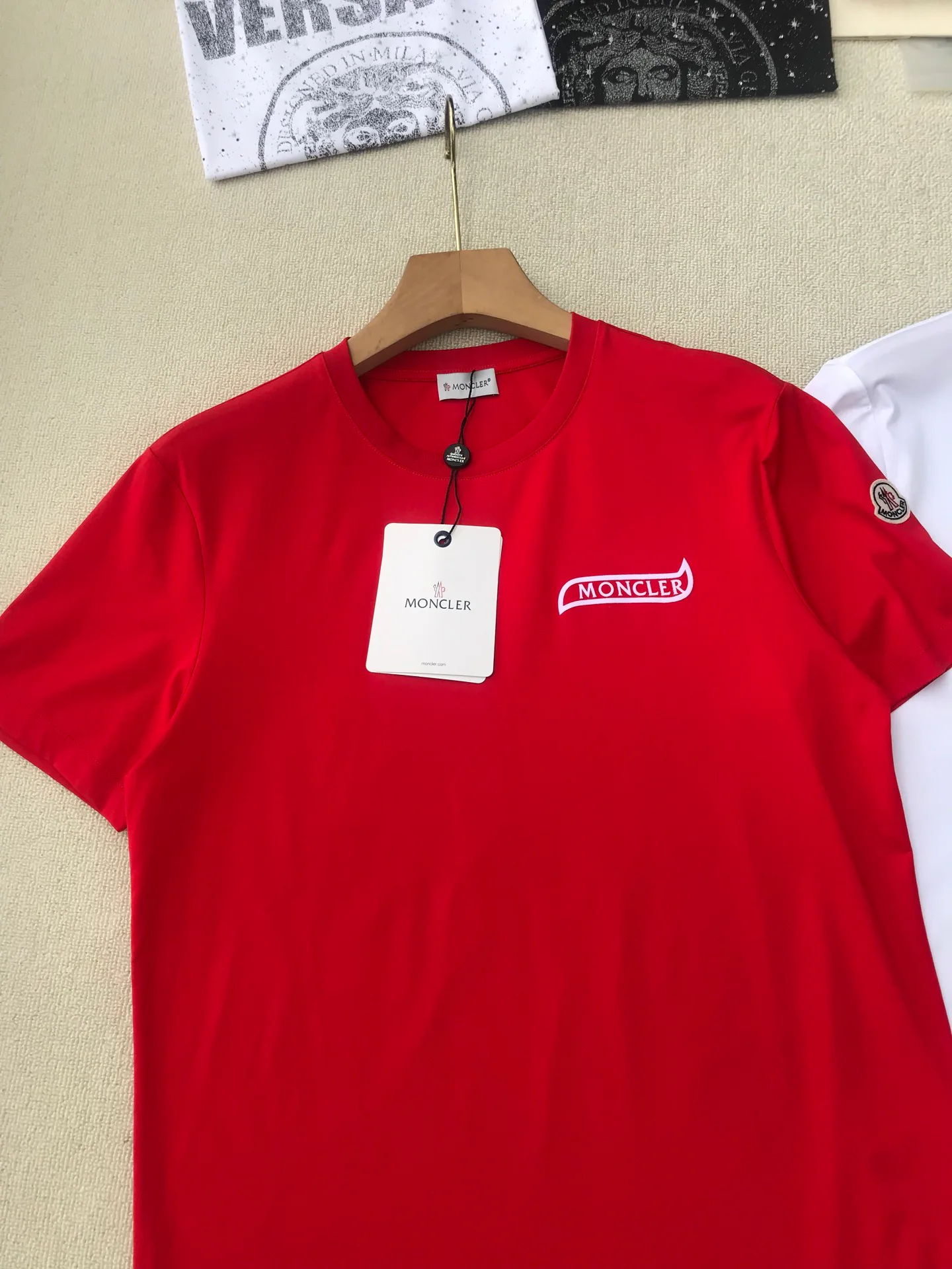 Футболки Женские Moncler 11576669