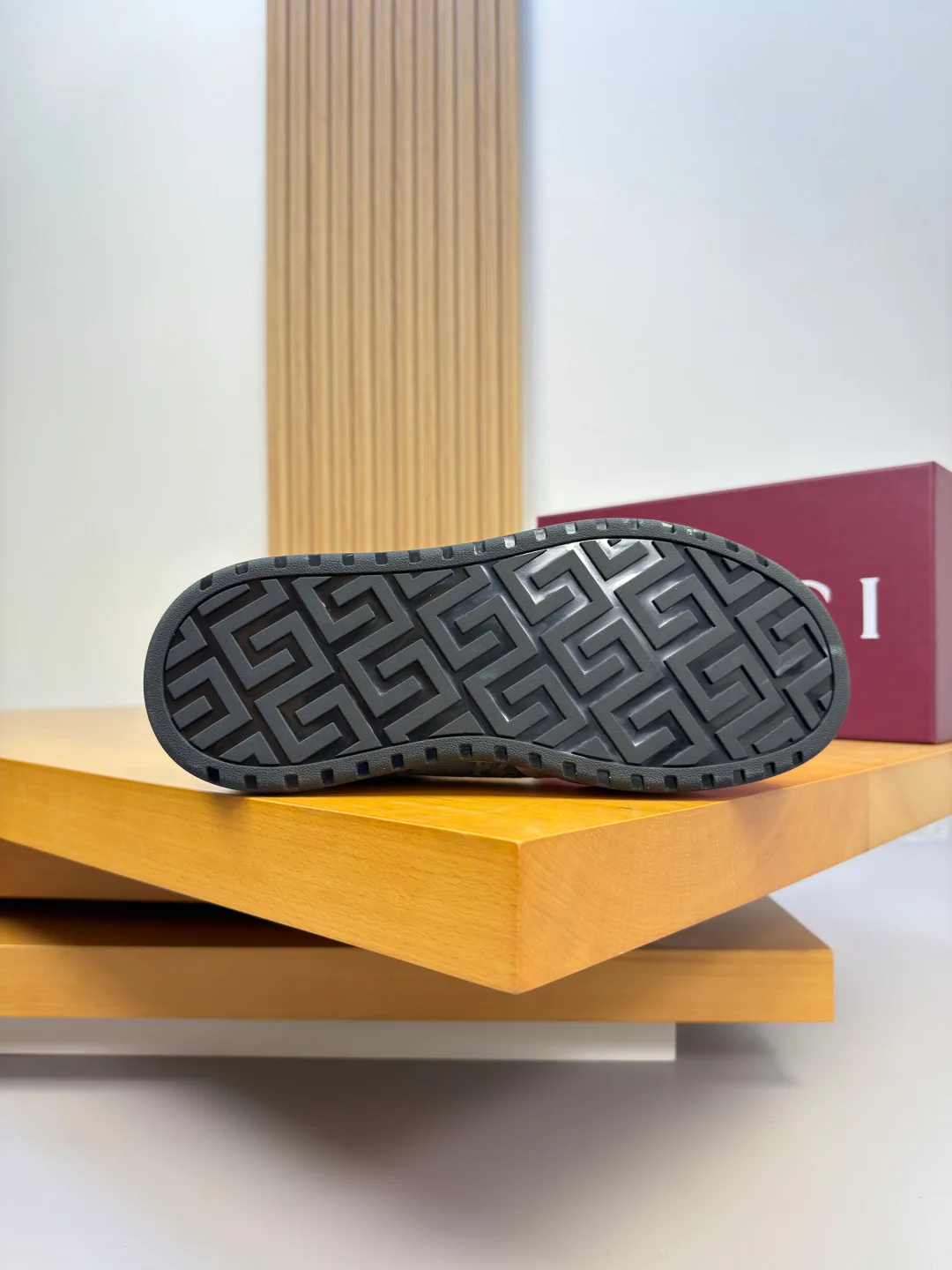 Кроссовки Мужские Gucci 19156577