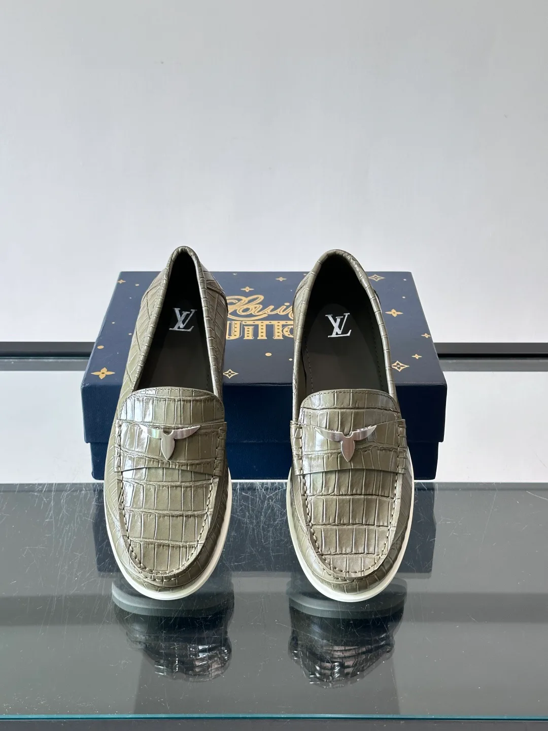 Лоферы И Туфли Мужские Louis Vuitton 18118562