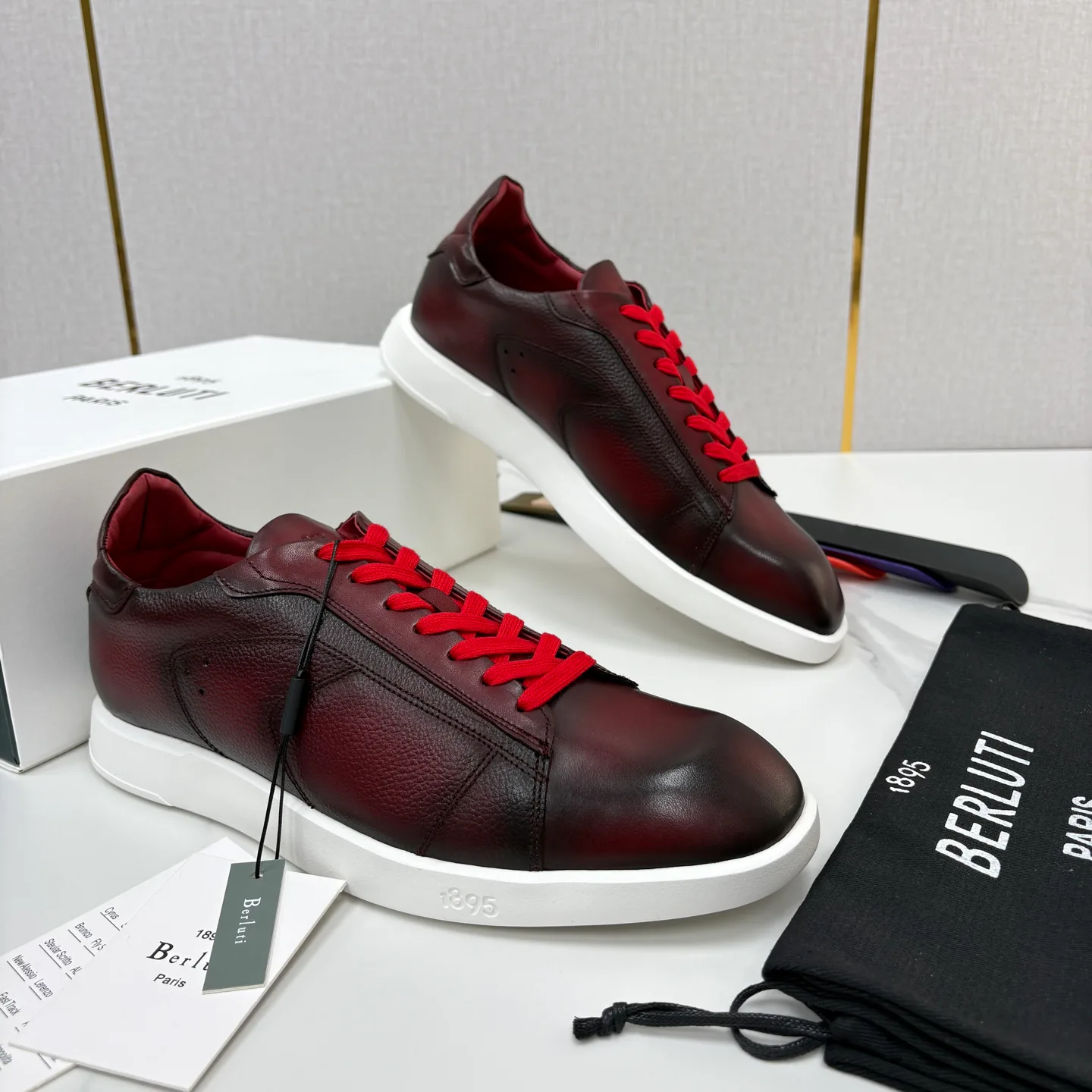 Кроссовки Мужские Berluti 17579119