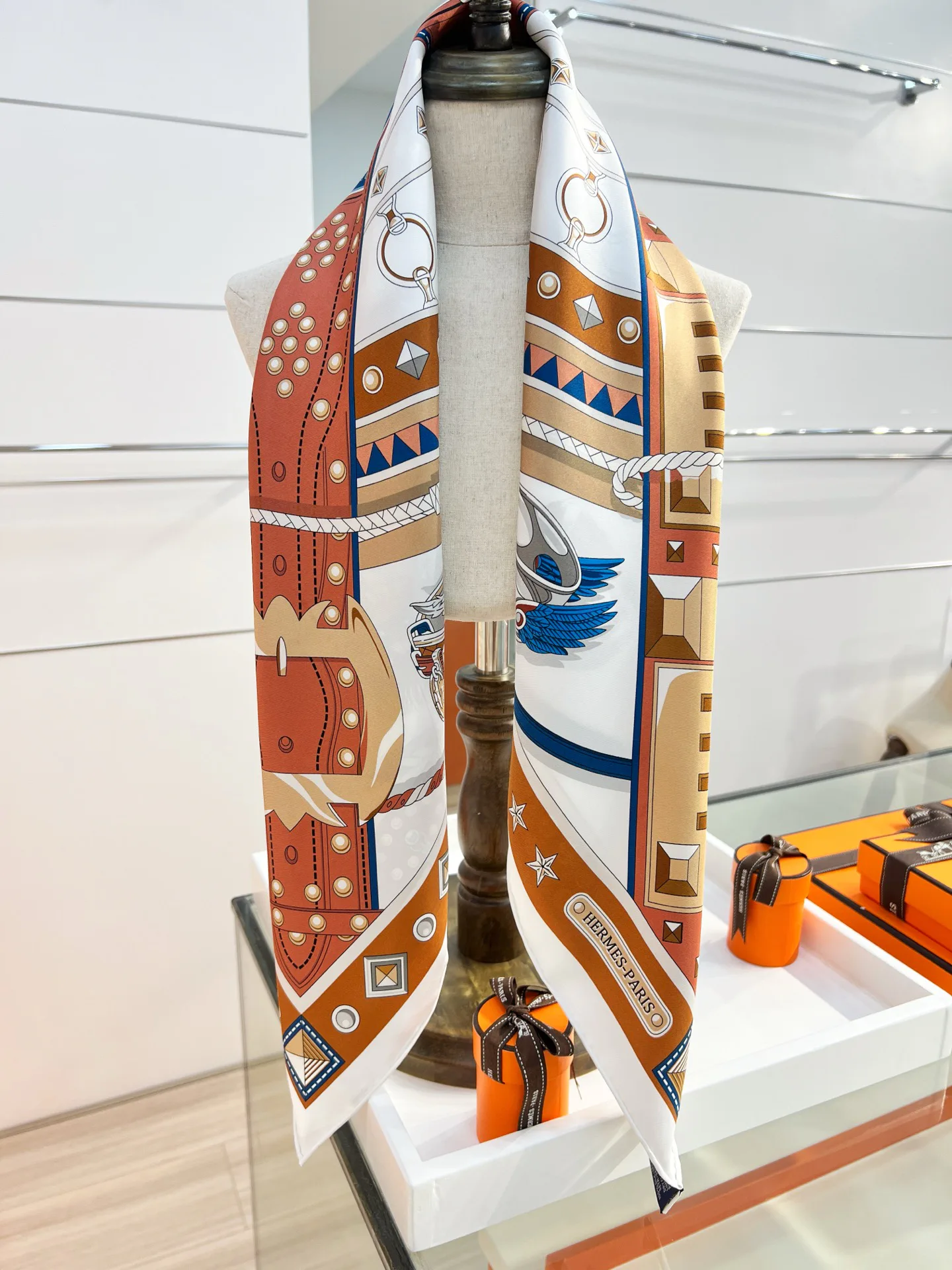 Платки Hermes 18374350
