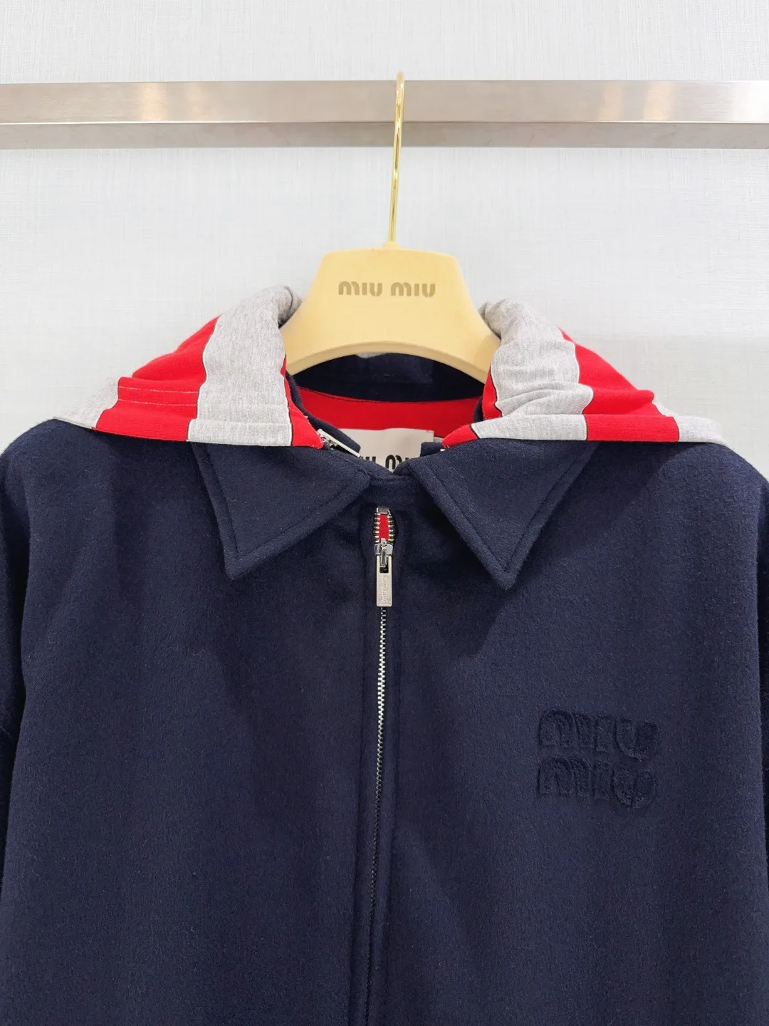 Куртки И Пуховики Женские Miu Miu 11663627