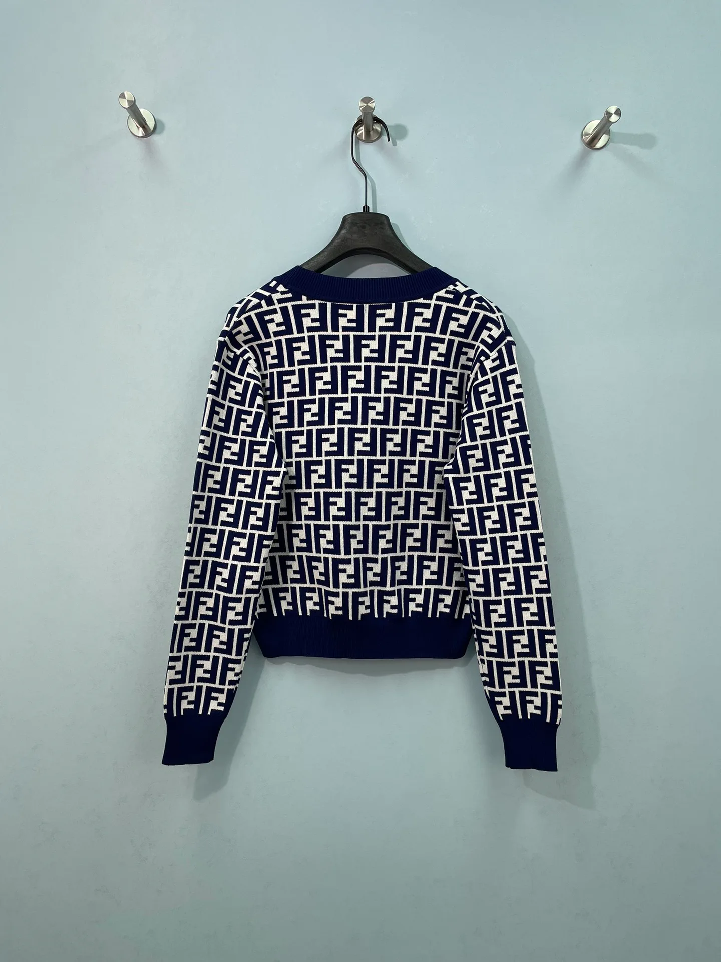 Джемперы И Свитеры Женские Fendi 18151190