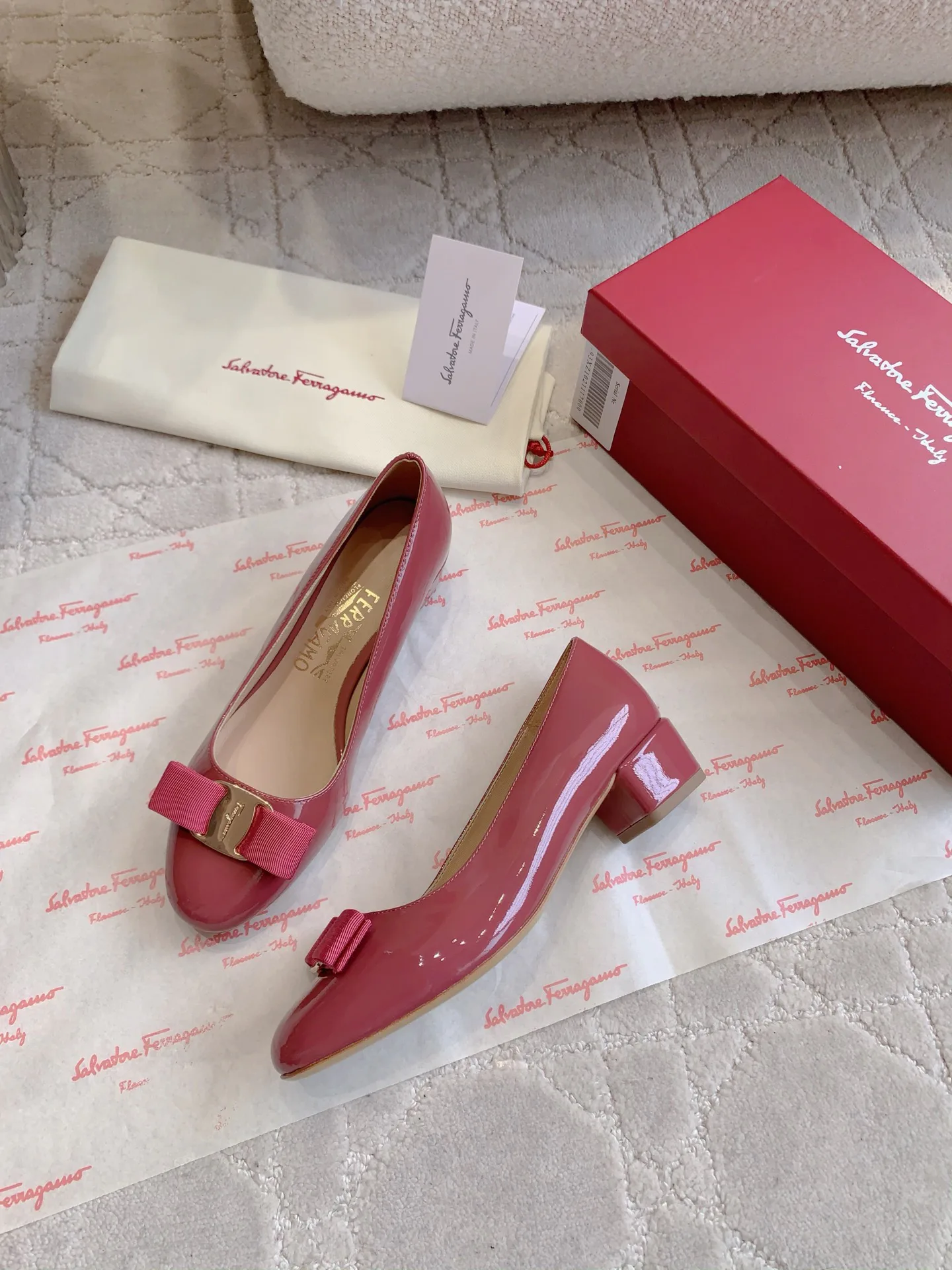 Балетки Женские Salvatore Ferragamo 11870087