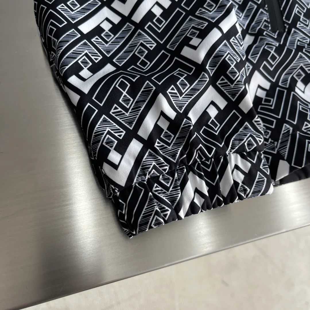 Куртки И Пуховики Мужские Fendi 9596384