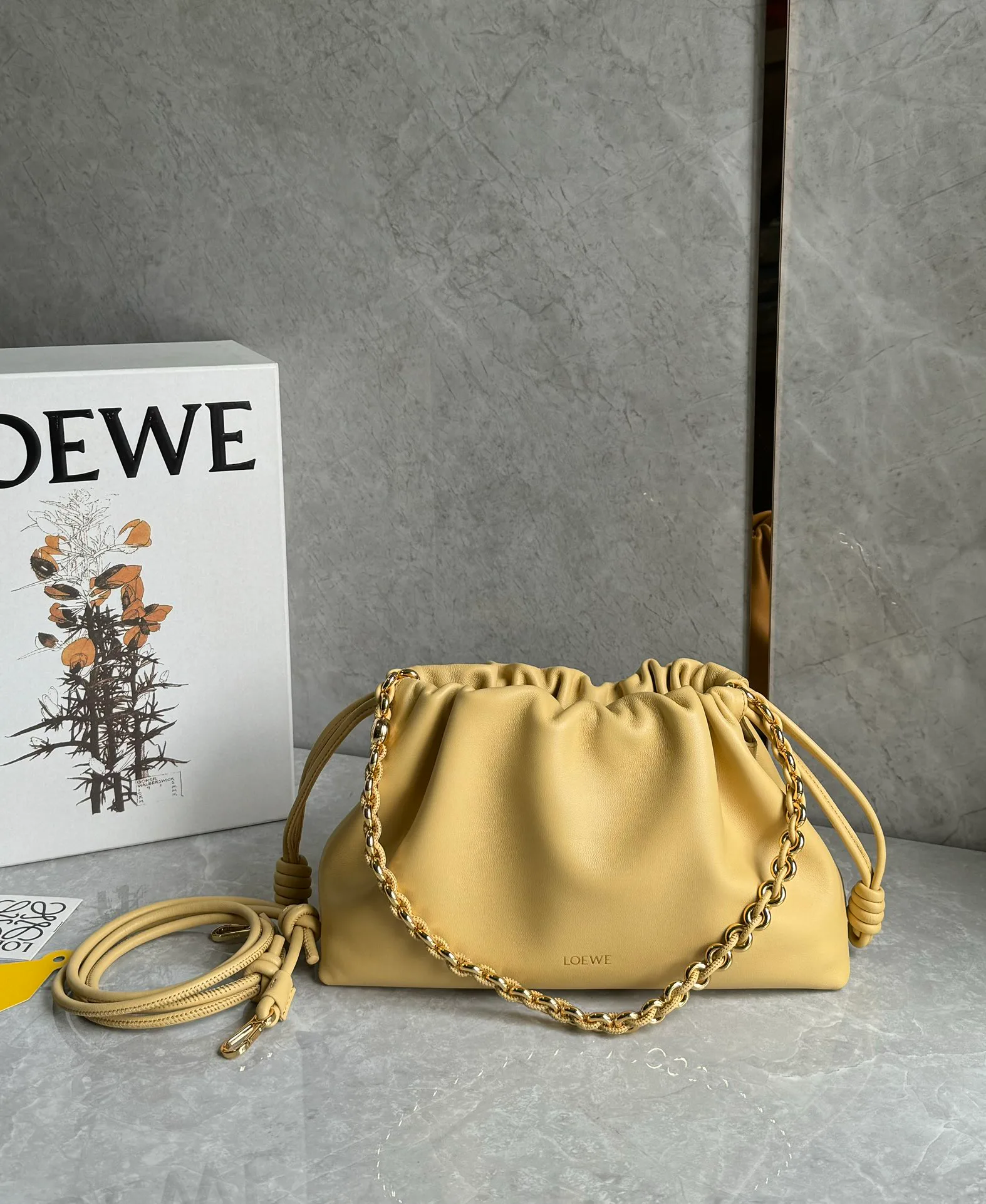 Классические Сумки Женские Loewe 18030413