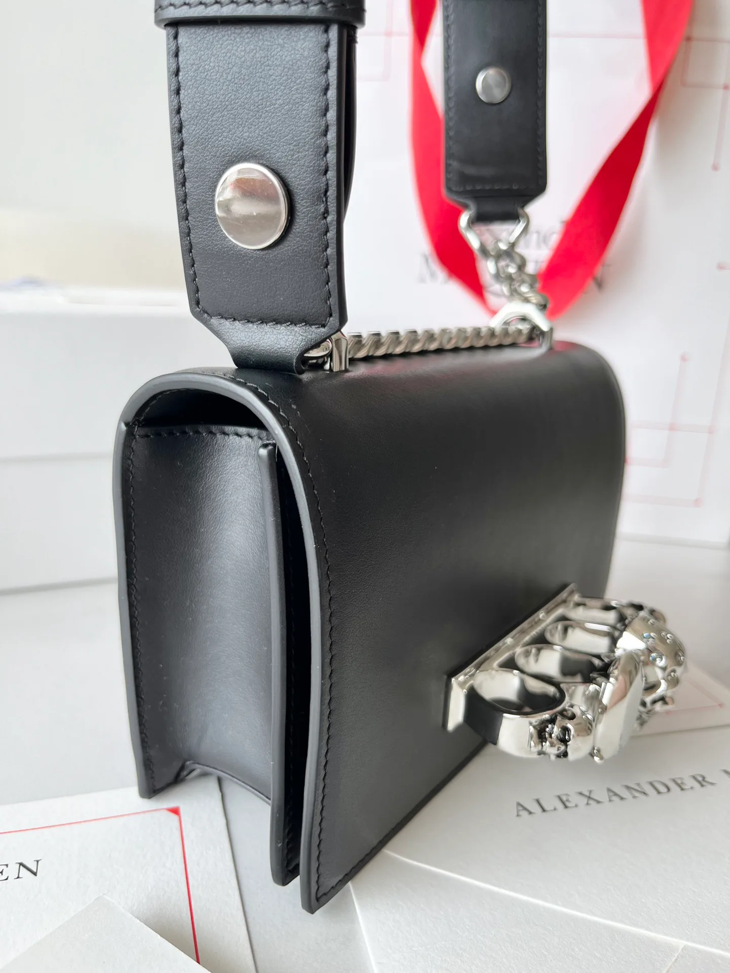 Сумки На Ремне Женские Alexander Mcqueen 11533085