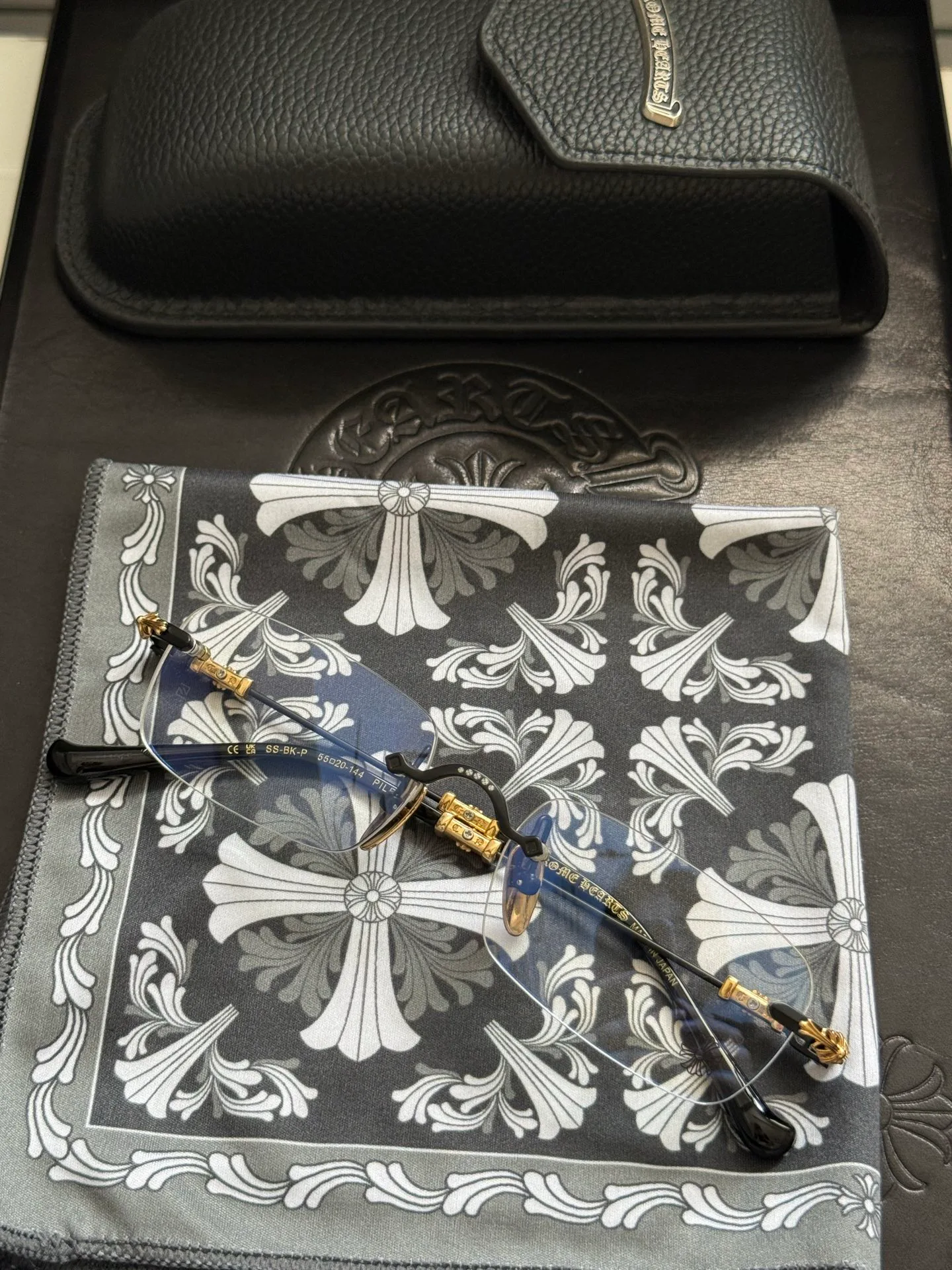 Очки Chrome Hearts 1425393