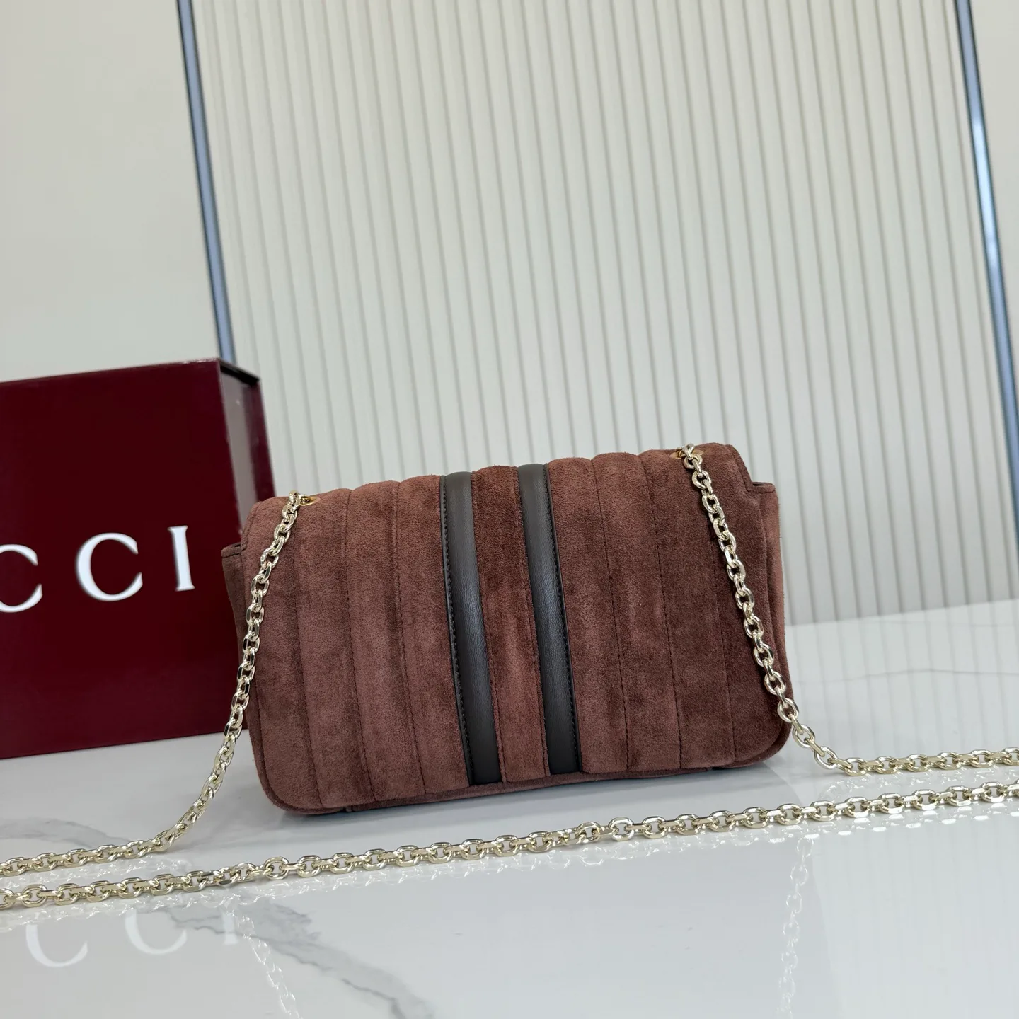 Классические Сумки Женские Gucci 18210738