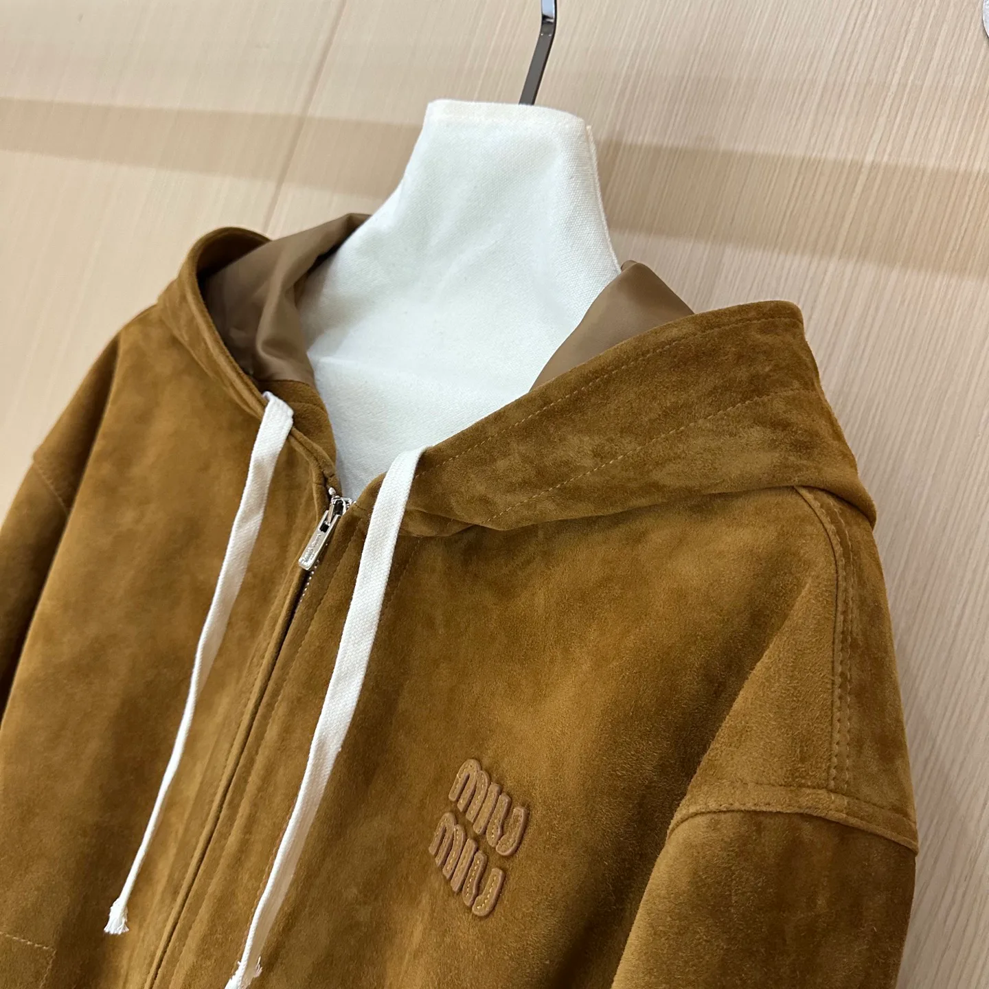 Кожаные Куртки И Дублёнки Женские Miu Miu 13458774